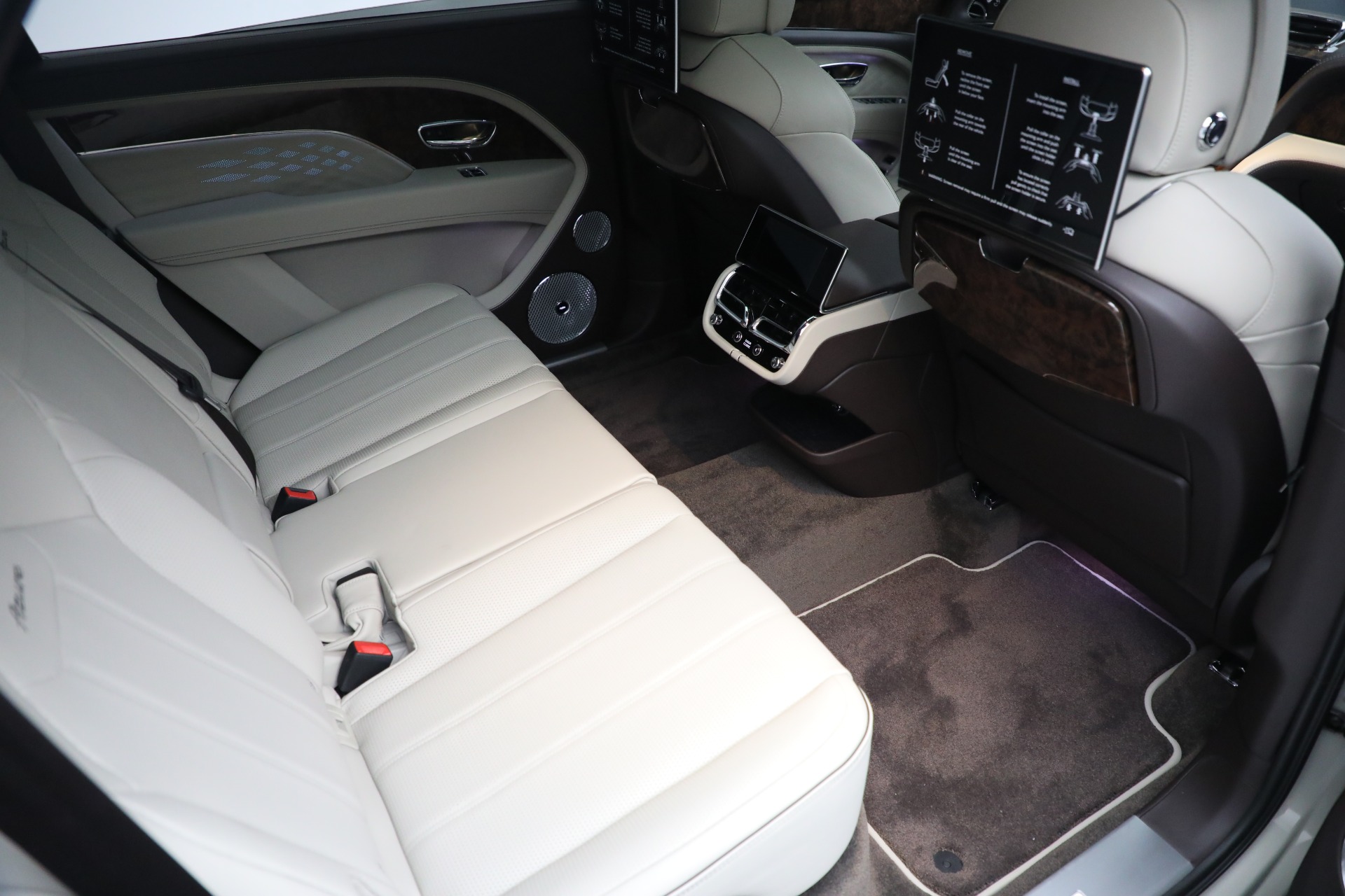 New 2023 Bentley Bentayga EWB Azure | St. Petersburg, FL