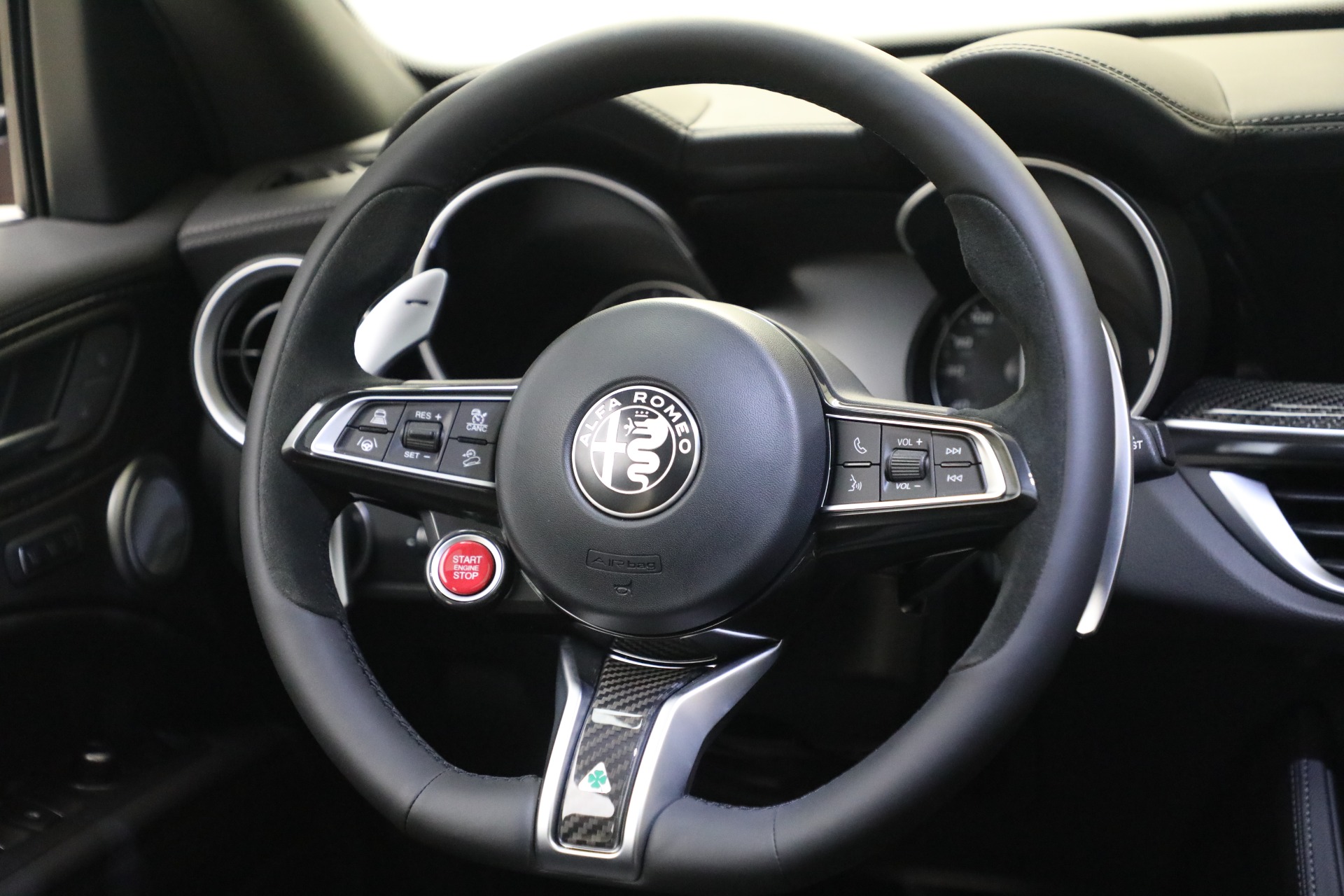 New 2023 Alfa Romeo Stelvio Quadrifoglio | St. Petersburg, FL