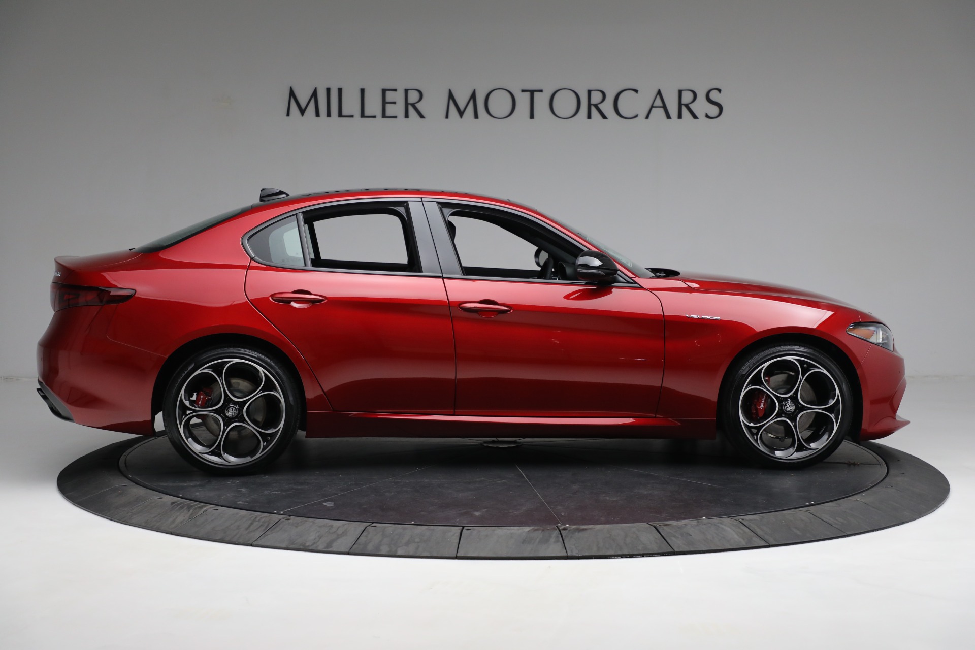 New 2023 Alfa Romeo Giulia Veloce | St. Petersburg, FL