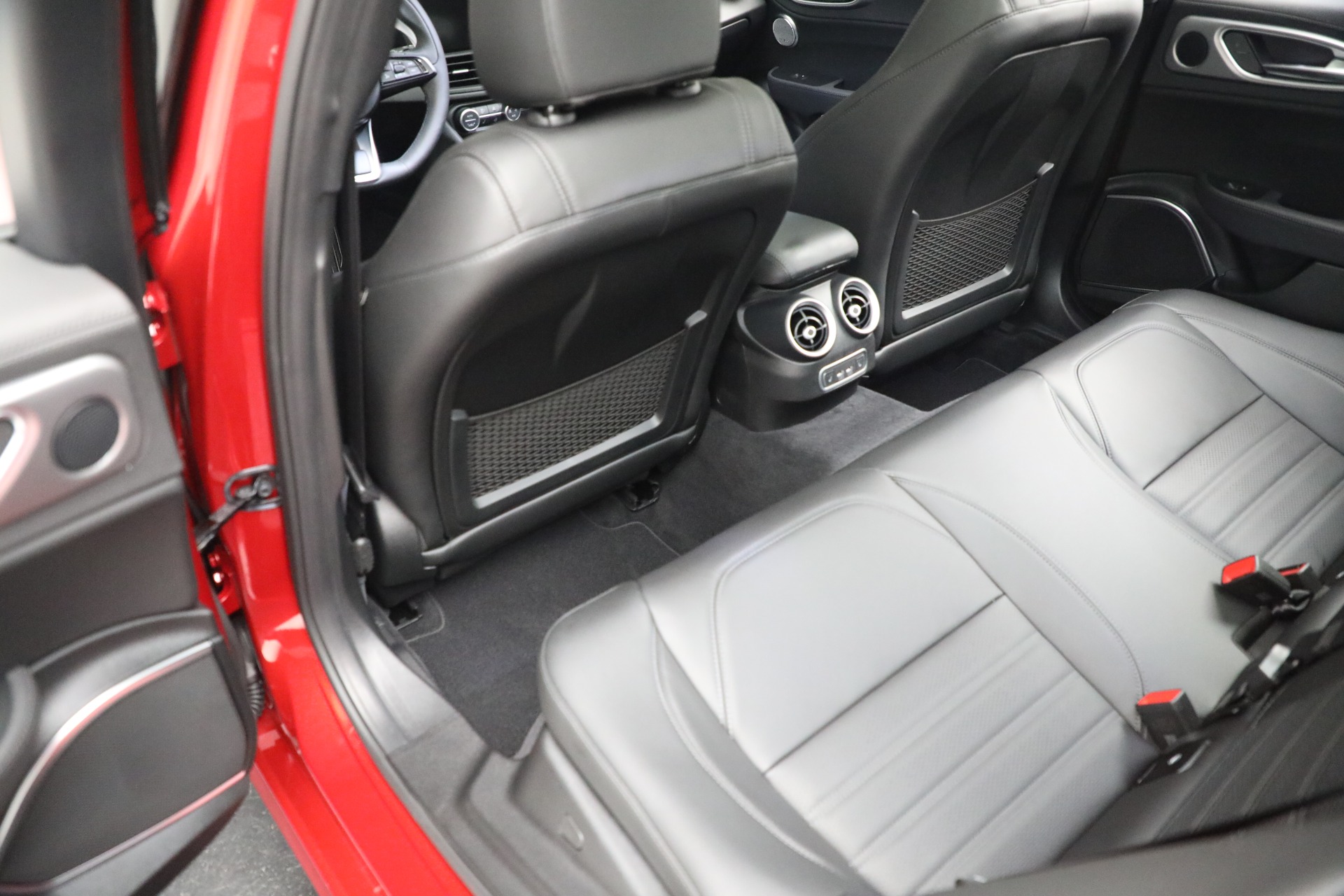 New 2023 Alfa Romeo Giulia Veloce | St. Petersburg, FL