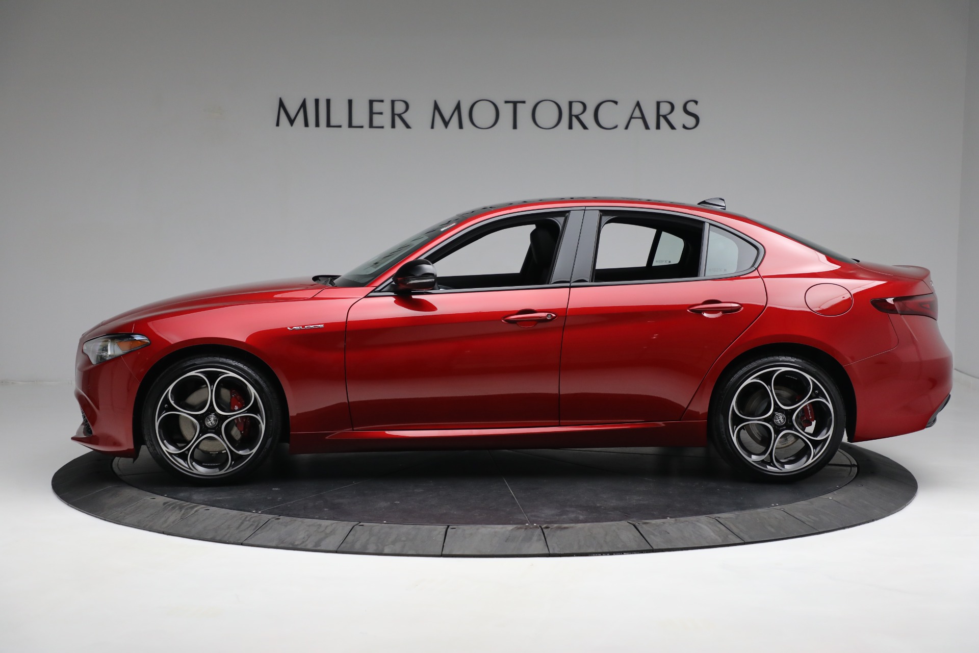 New 2023 Alfa Romeo Giulia Veloce | St. Petersburg, FL