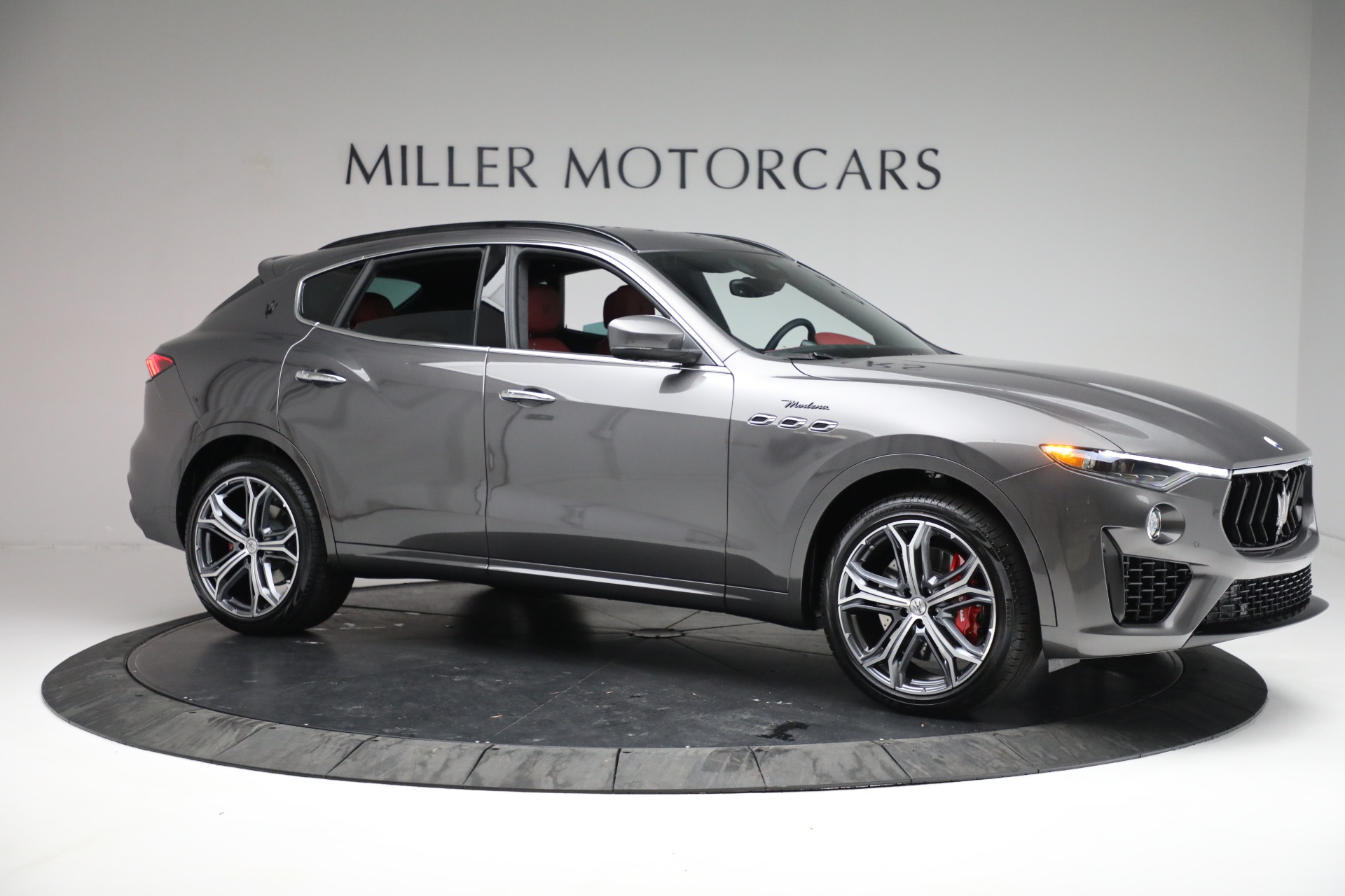 New 2023 Maserati Levante Modena | St. Petersburg, FL