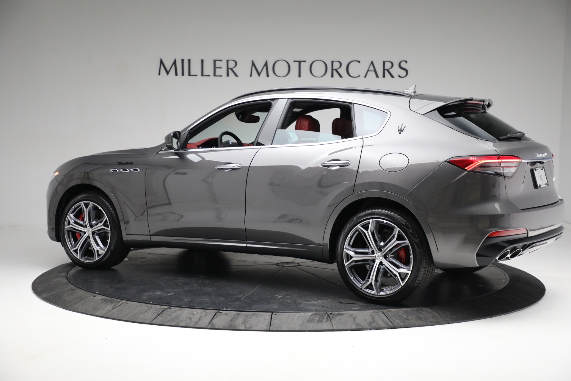 New 2023 Maserati Levante Modena | St. Petersburg, FL