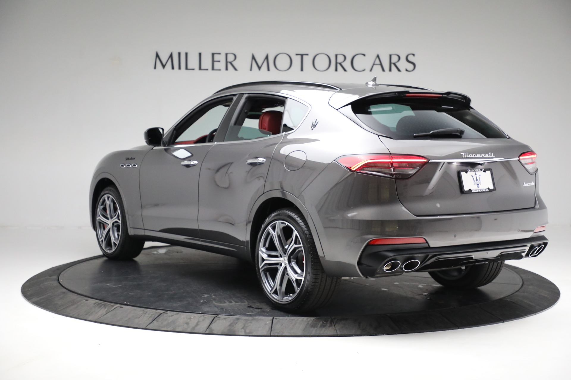 New 2023 Maserati Levante Modena | St. Petersburg, FL