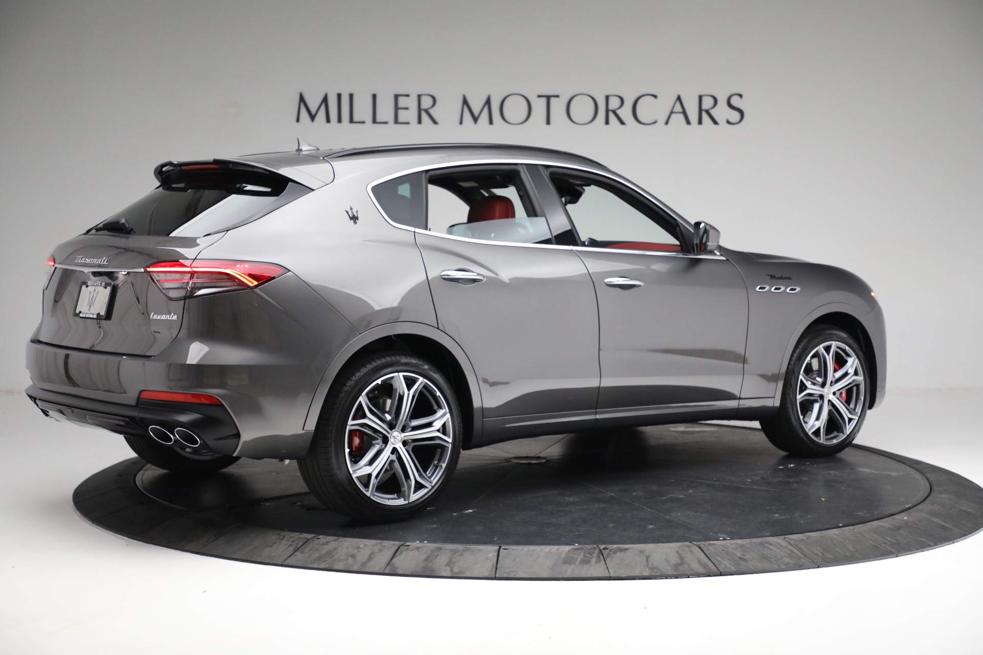 New 2023 Maserati Levante Modena | St. Petersburg, FL