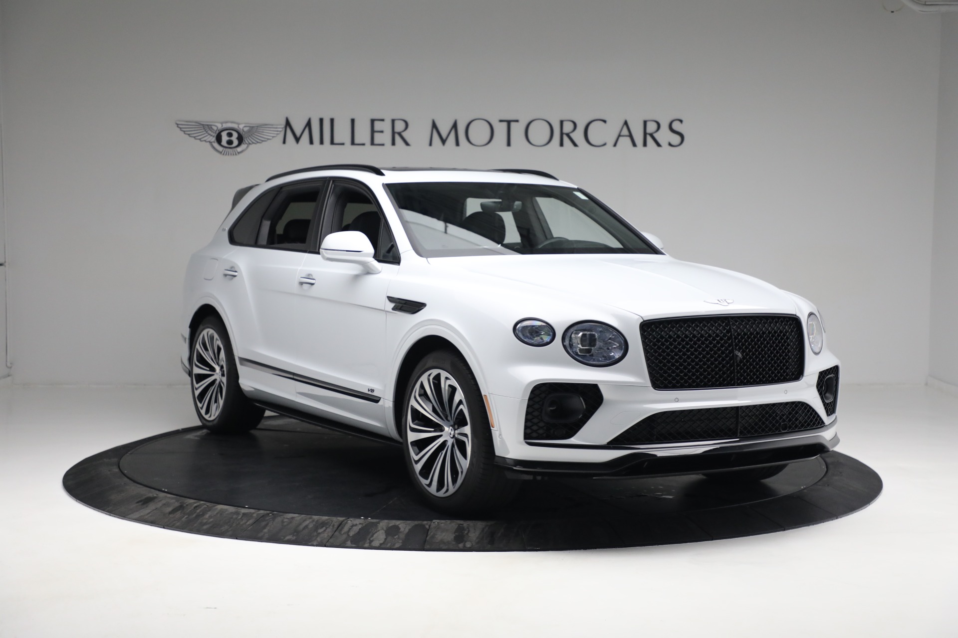Used 2022 Bentley Bentayga V8 First Edition | St. Petersburg, FL