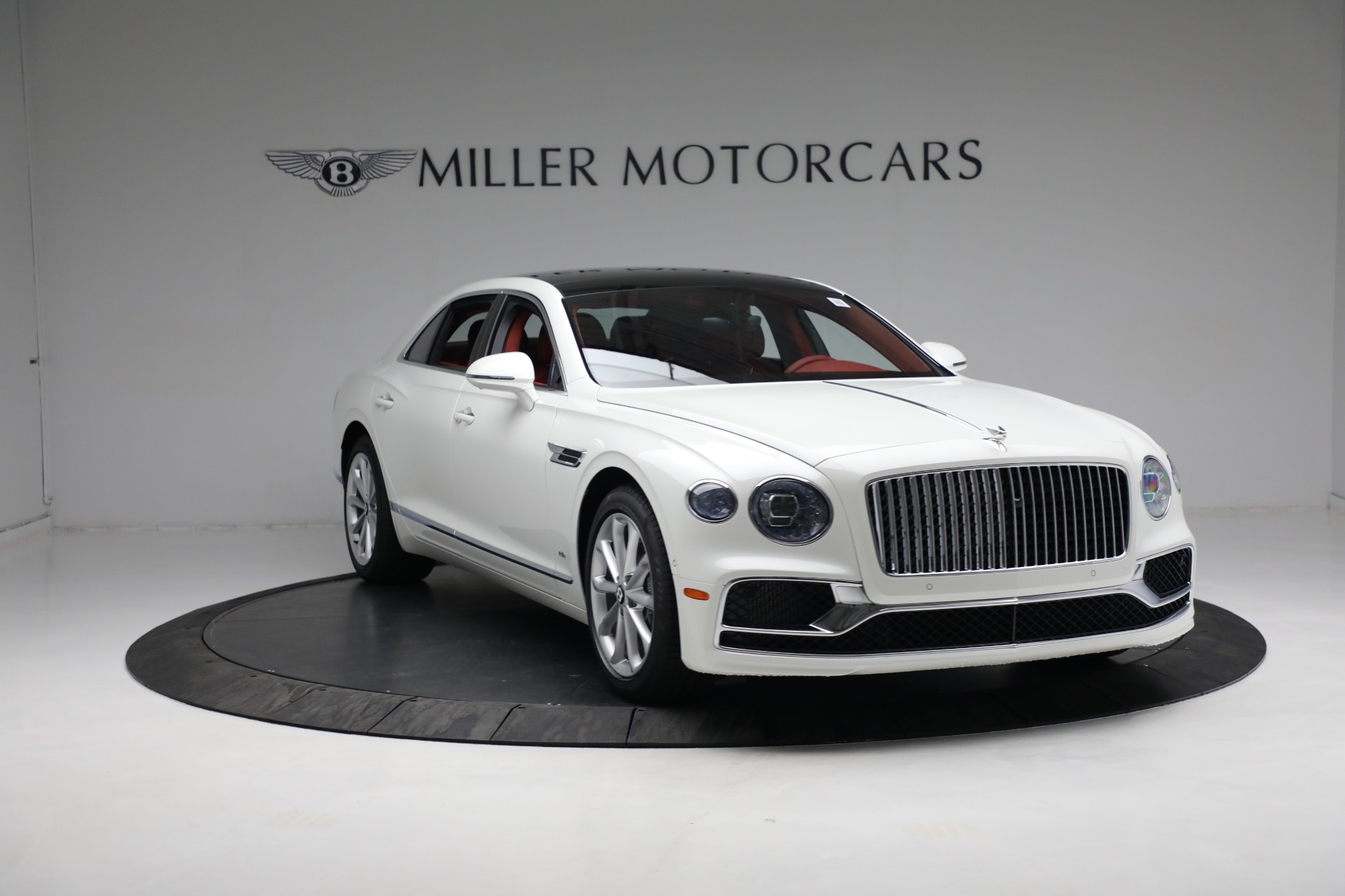 New 2022 Bentley Flying Spur V8 | St. Petersburg, FL