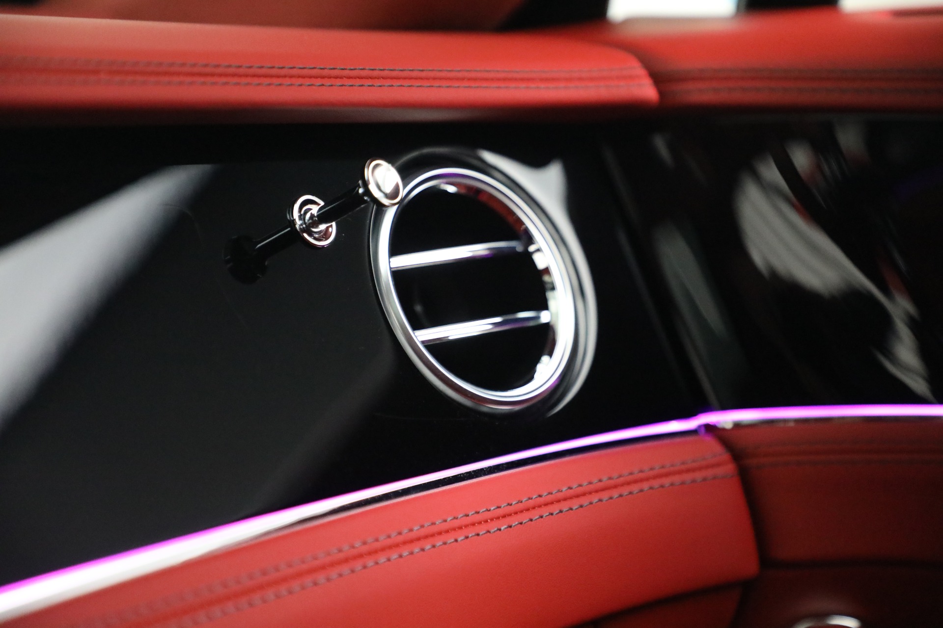 New 2022 Bentley Flying Spur V8 | St. Petersburg, FL