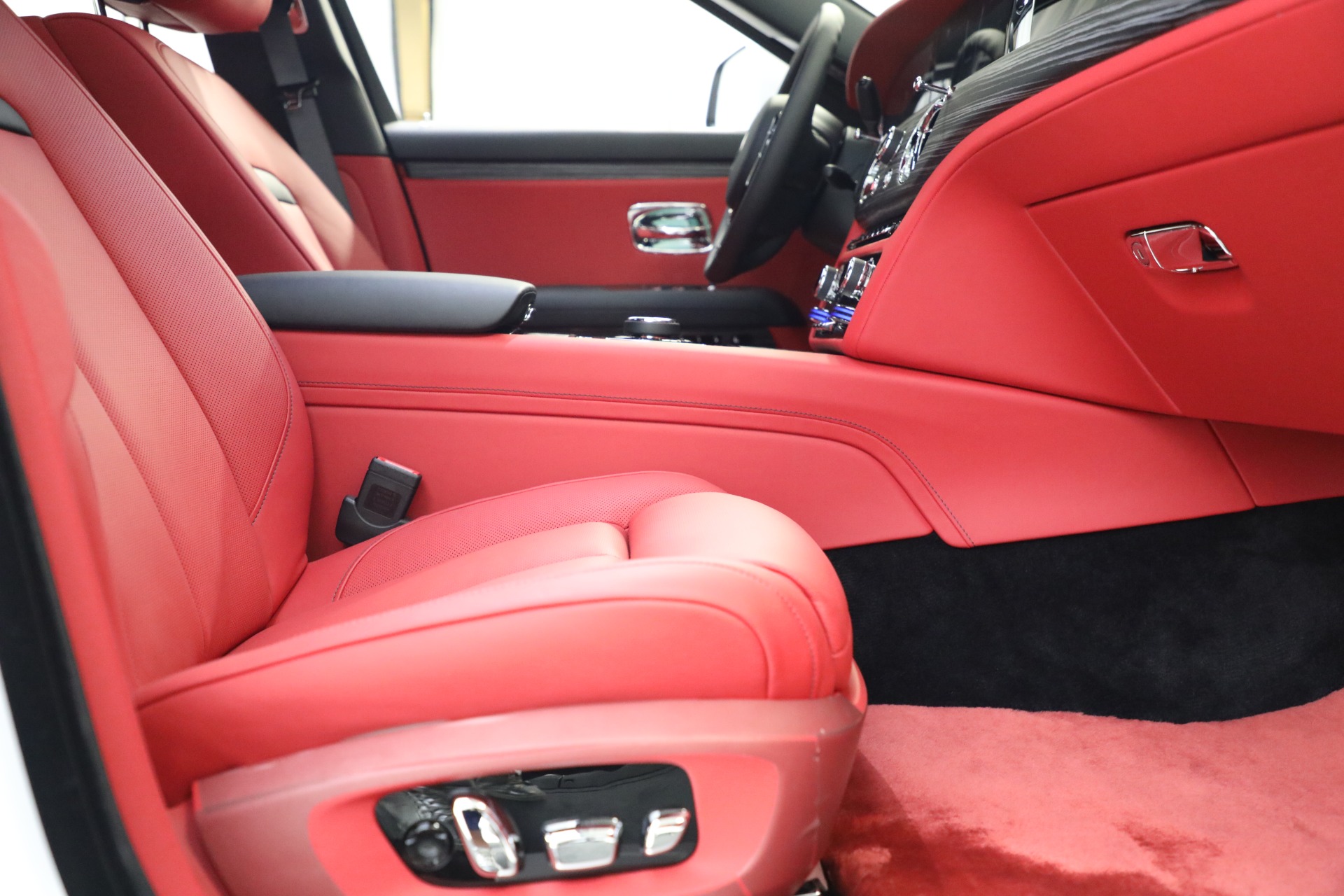 New 2023 Rolls-Royce Ghost | St. Petersburg, FL