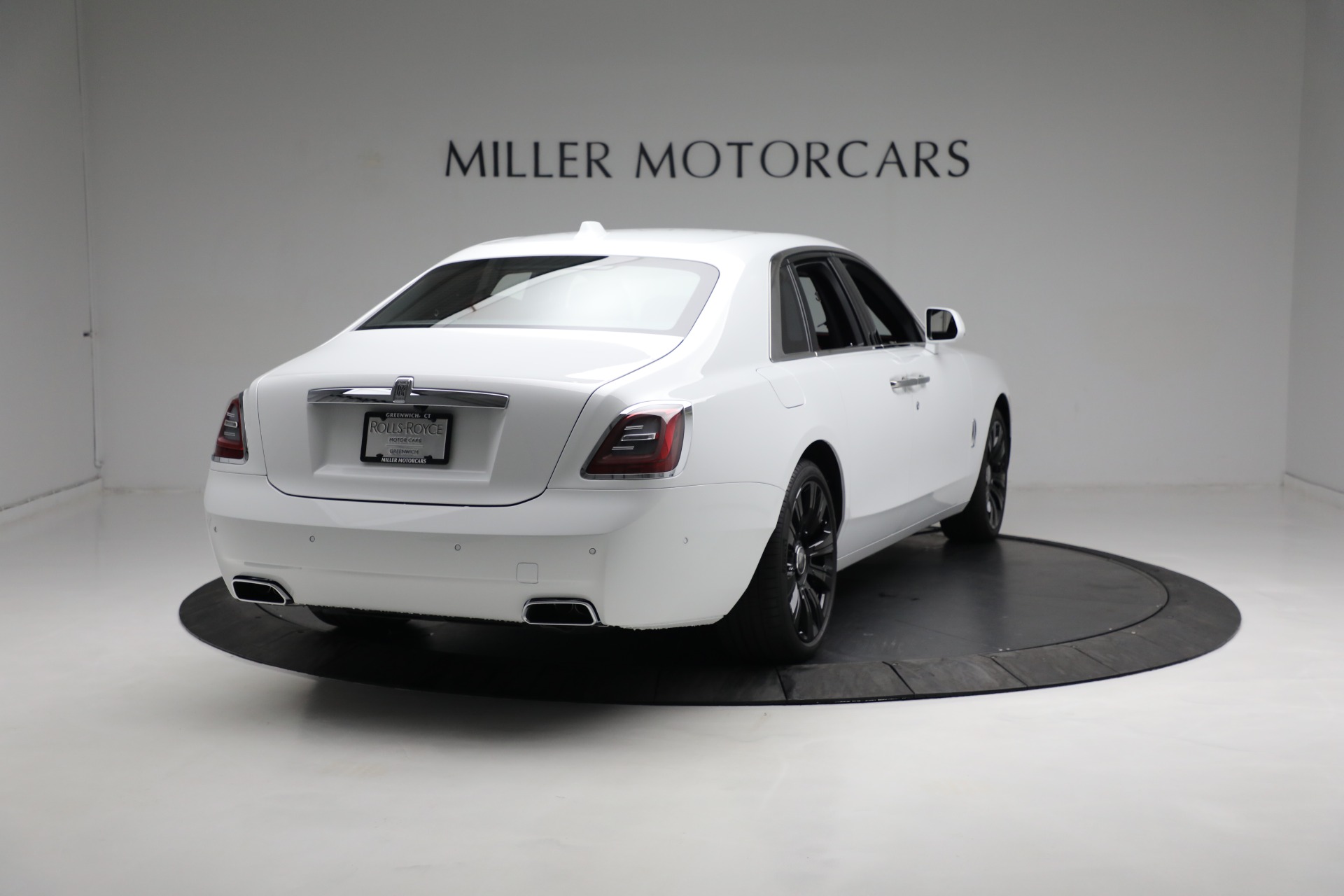 New 2023 Rolls-Royce Ghost | St. Petersburg, FL