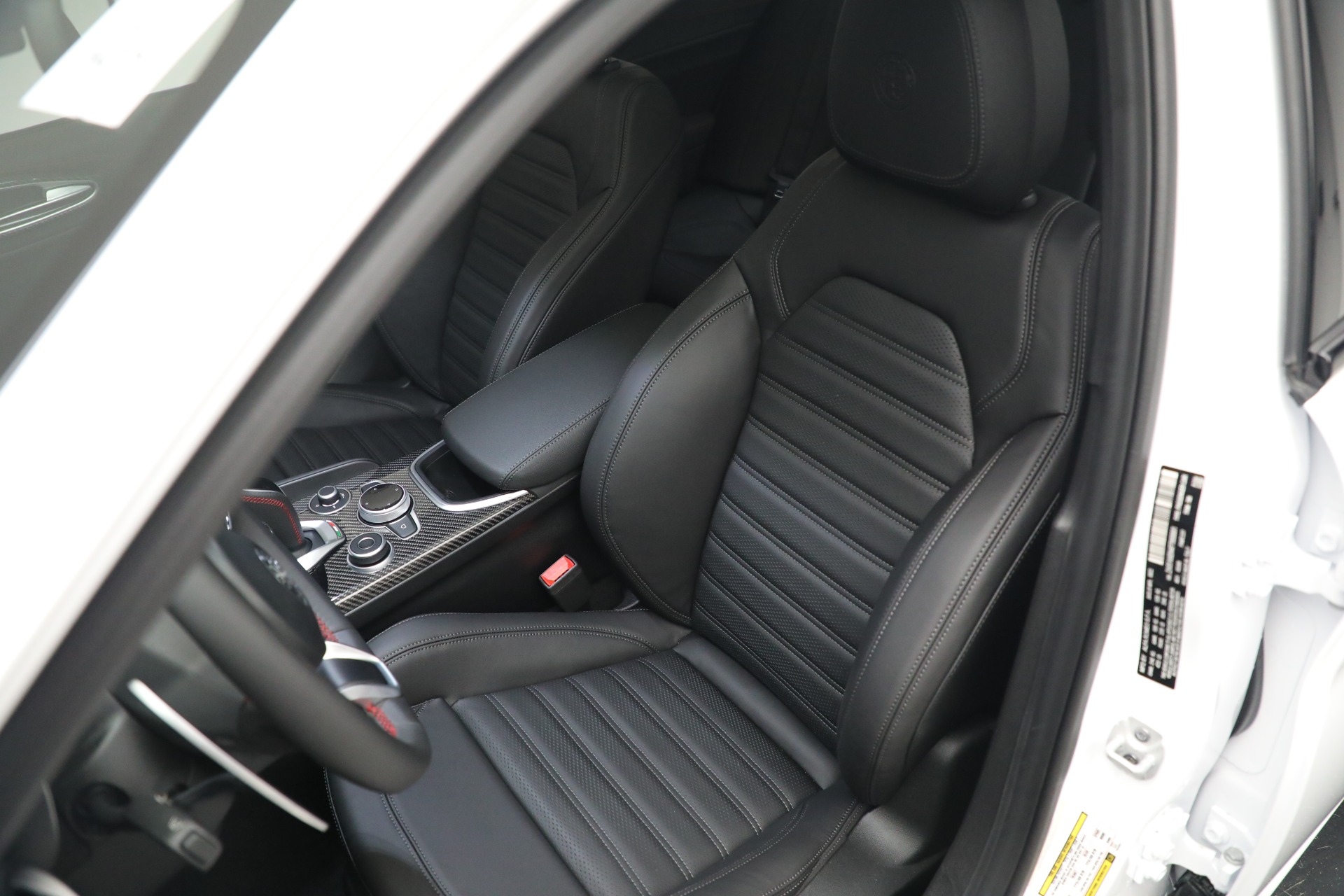 New 2023 Alfa Romeo Giulia Estrema | St. Petersburg, FL