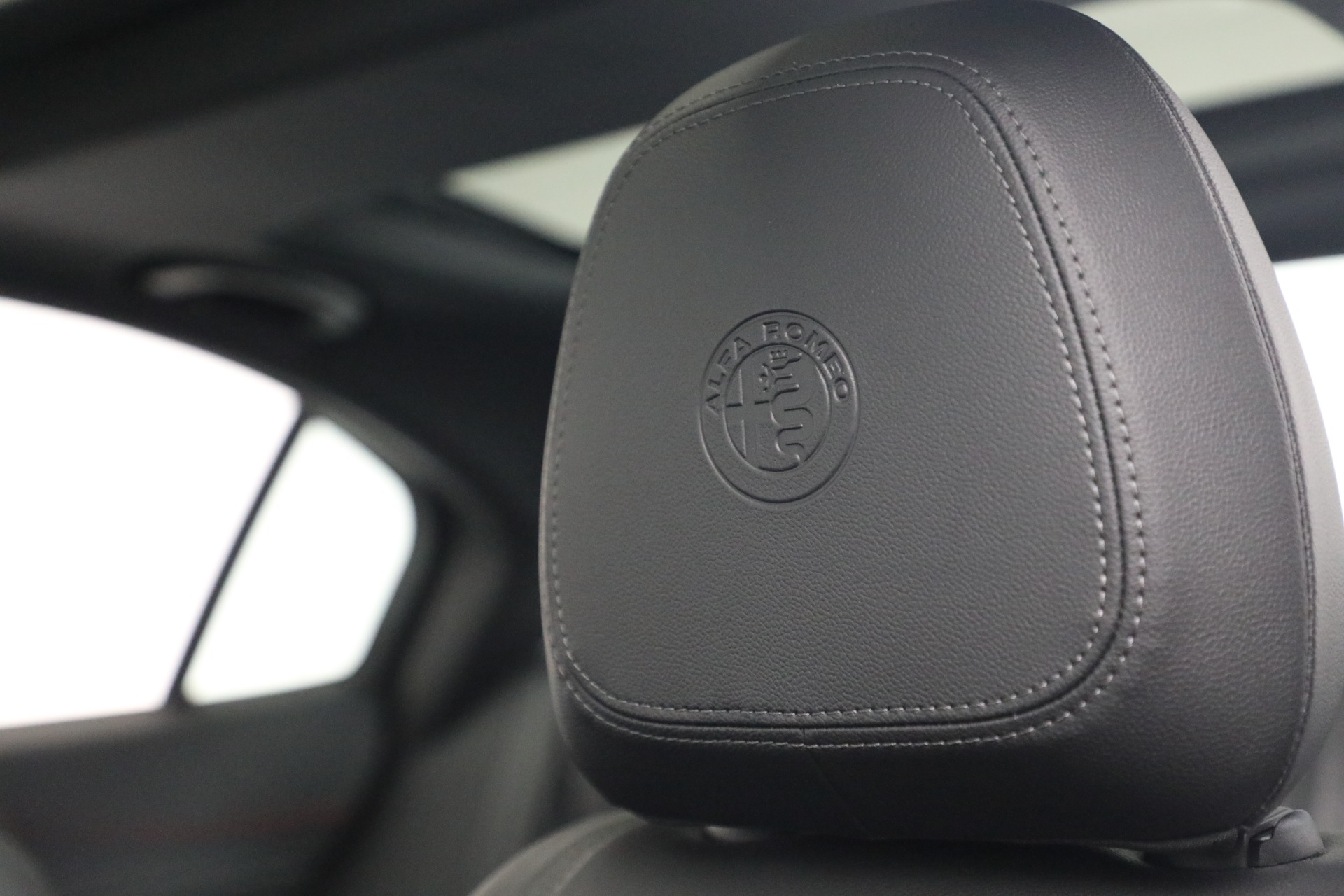 New 2023 Alfa Romeo Giulia Estrema | St. Petersburg, FL