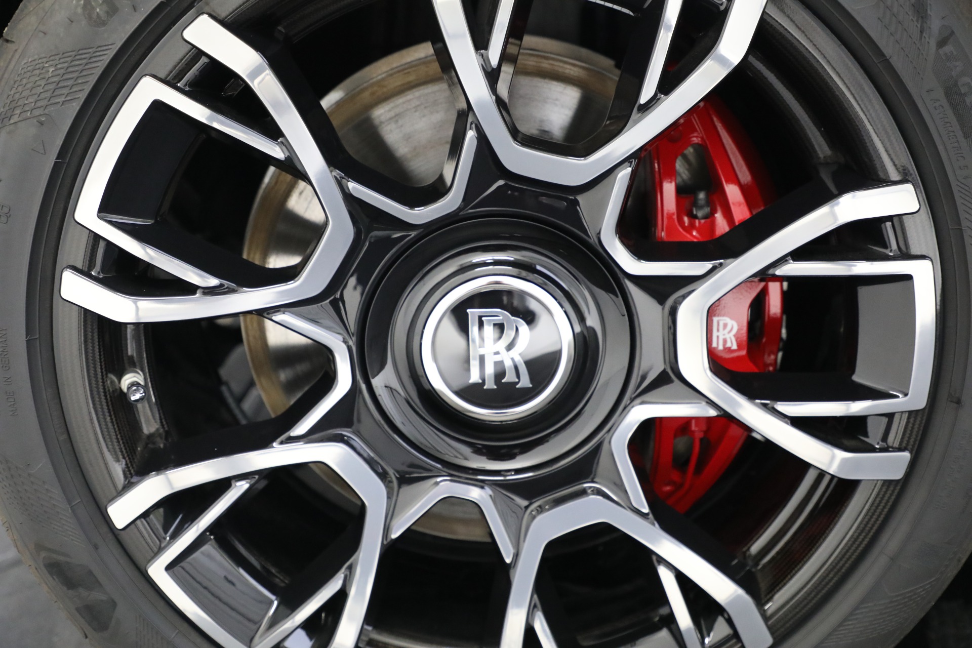 New 2023 Rolls-Royce Black Badge Ghost Black Badge | St. Petersburg, FL