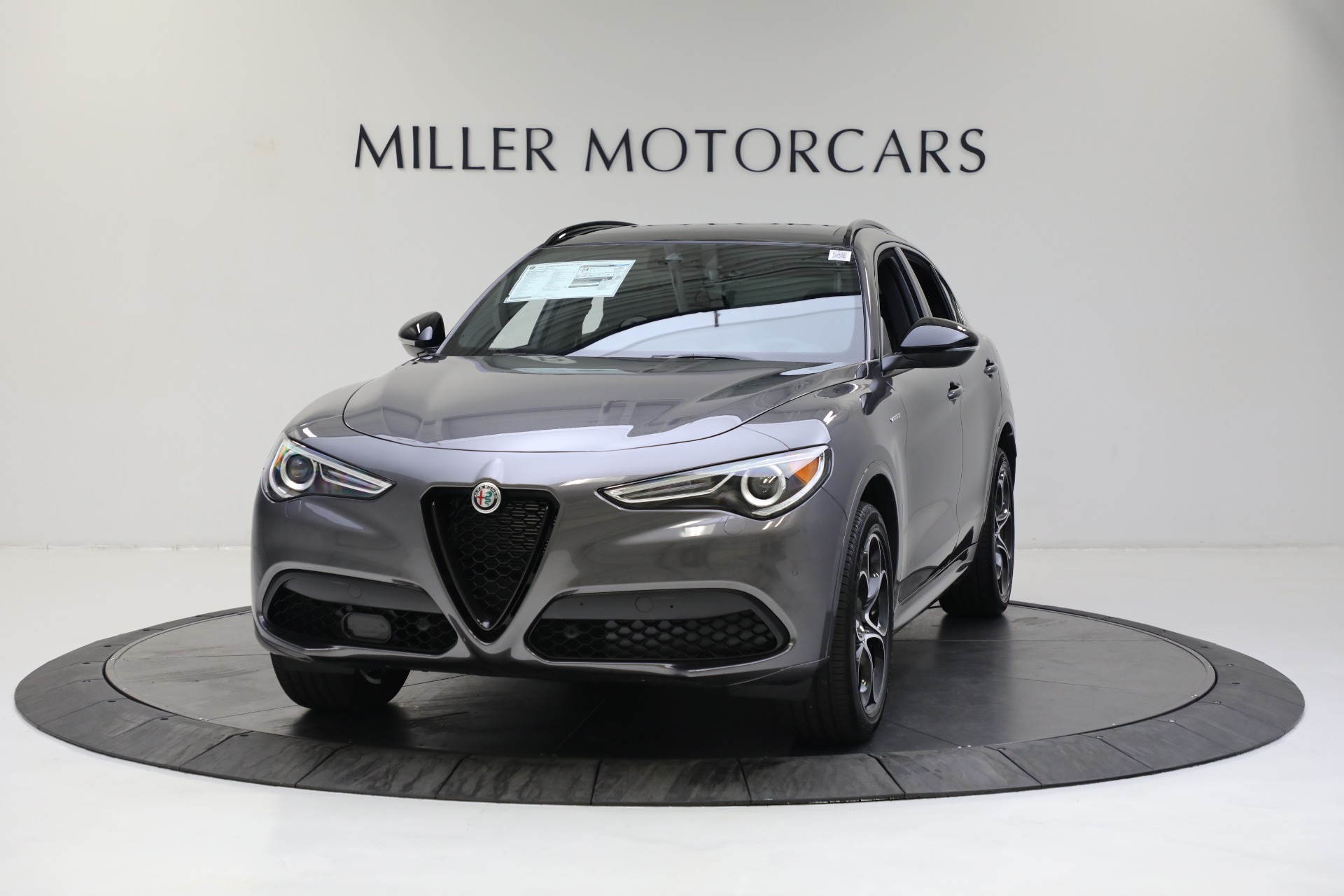 New 2023 Alfa Romeo Stelvio Veloce | St. Petersburg, FL