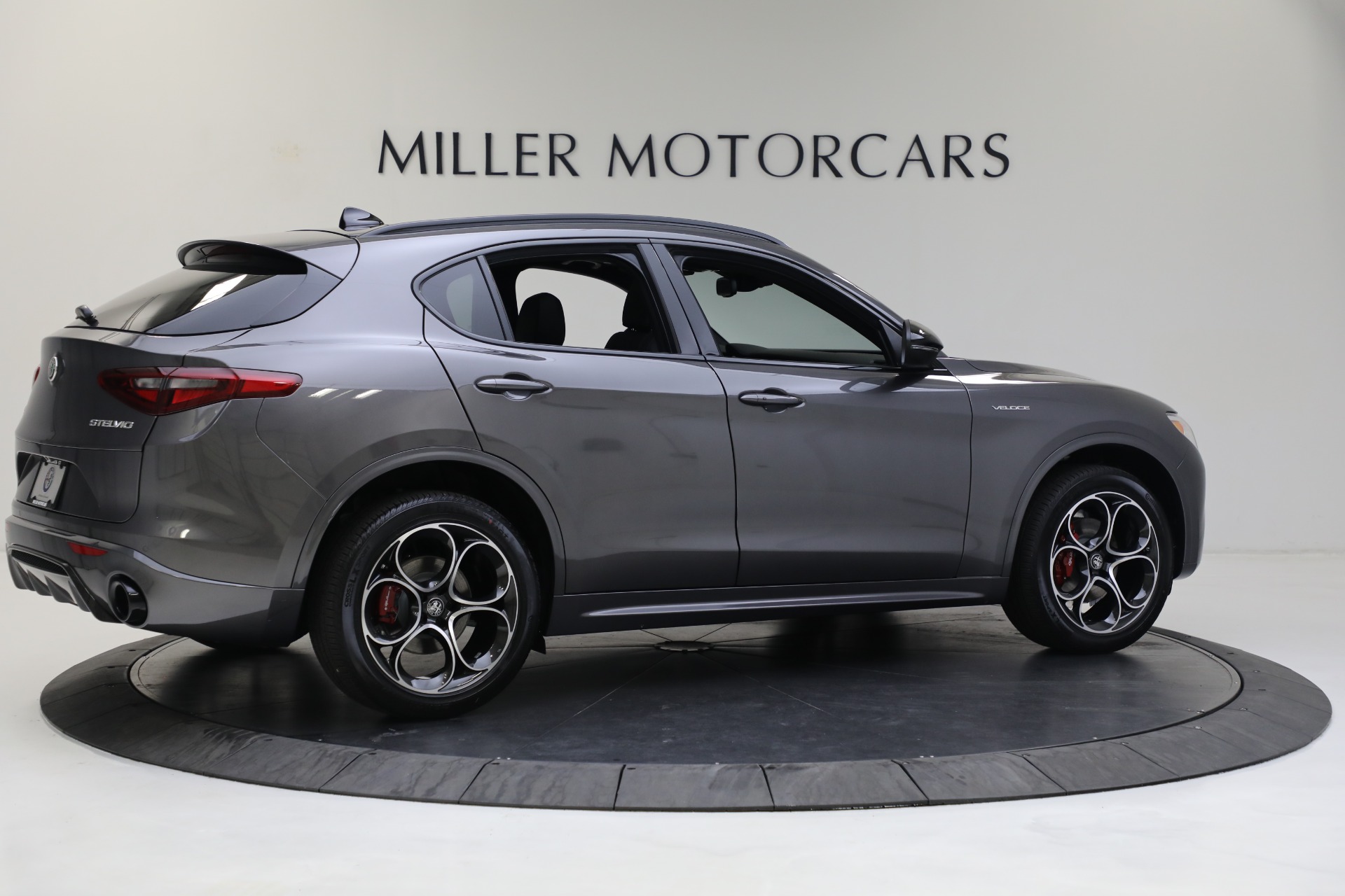 New 2023 Alfa Romeo Stelvio Veloce | St. Petersburg, FL