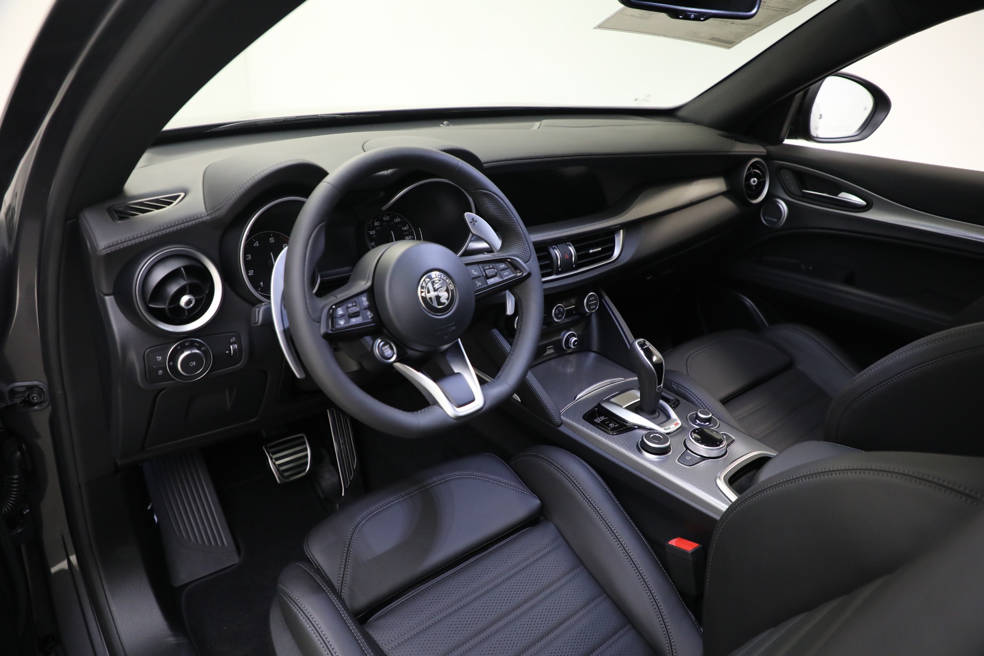 New 2023 Alfa Romeo Stelvio Veloce | St. Petersburg, FL