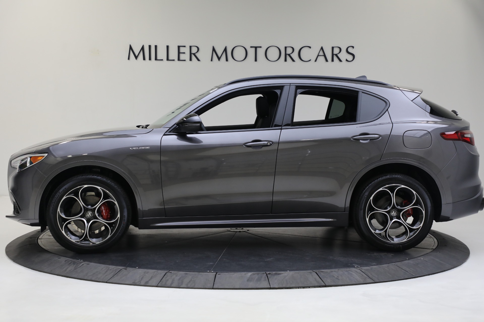 New 2023 Alfa Romeo Stelvio Veloce | St. Petersburg, FL