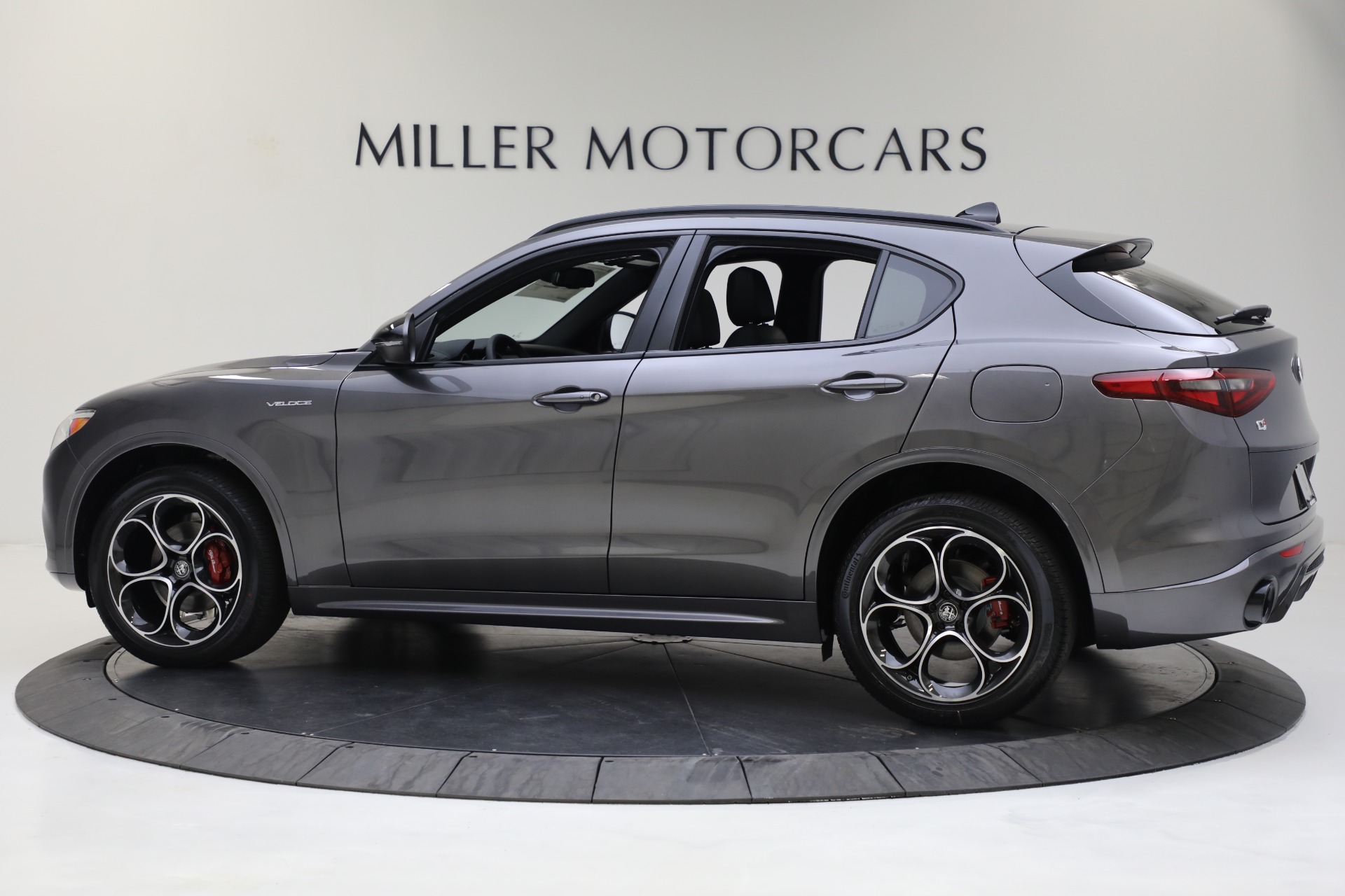 New 2023 Alfa Romeo Stelvio Veloce | St. Petersburg, FL