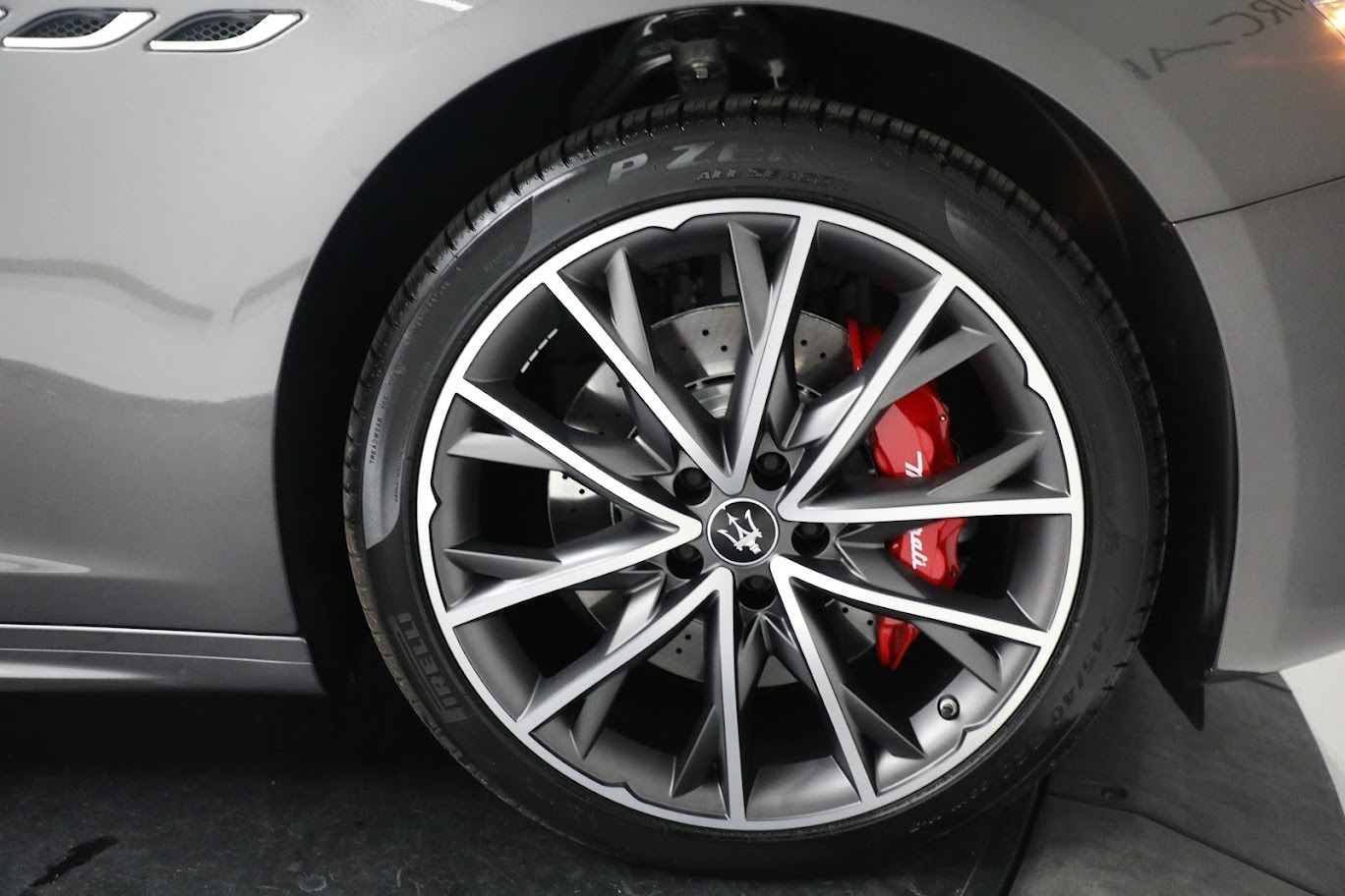 New 2023 Maserati Ghibli Modena Q4 | St. Petersburg, FL
