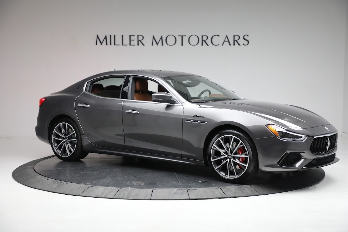 New 2023 Maserati Ghibli Modena Q4 | St. Petersburg, FL