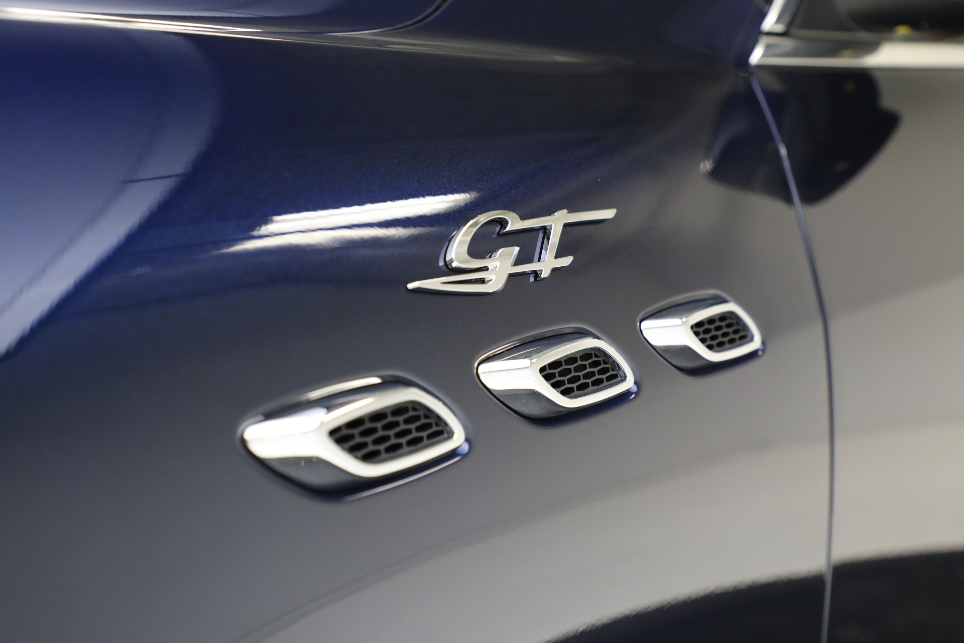 New 2023 Maserati Levante GT | St. Petersburg, FL