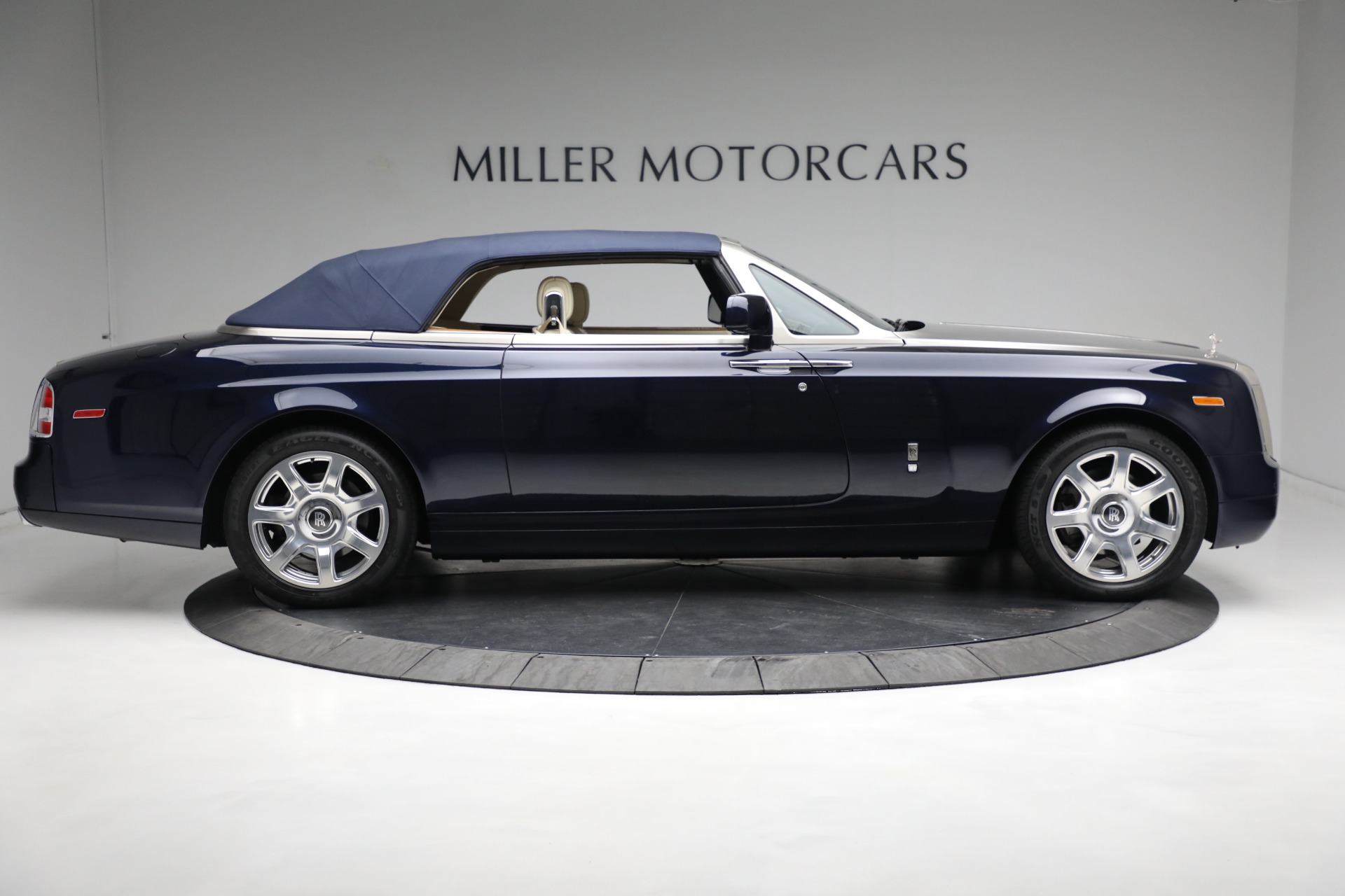Used 2011 Rolls-Royce Phantom Drophead Coupe | St. Petersburg, FL