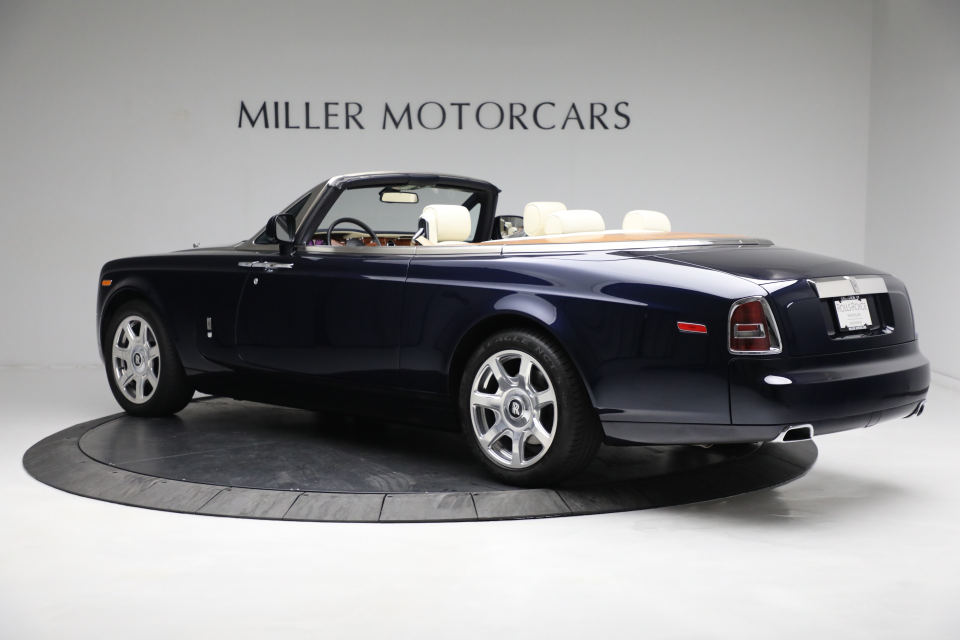 Used 2011 Rolls-Royce Phantom Drophead Coupe | St. Petersburg, FL