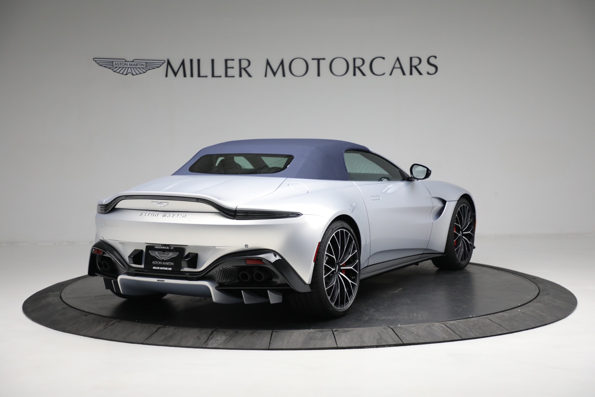 New 2023 Aston Martin Vantage | St. Petersburg, FL