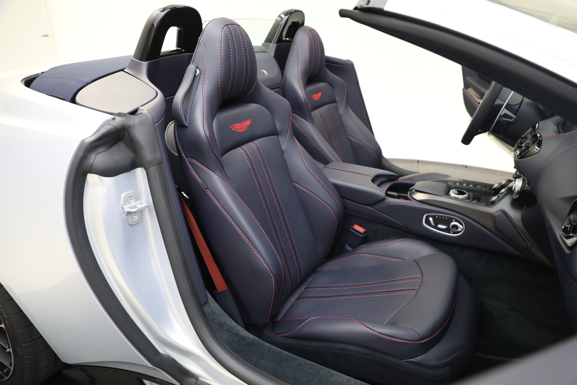 New 2023 Aston Martin Vantage | St. Petersburg, FL