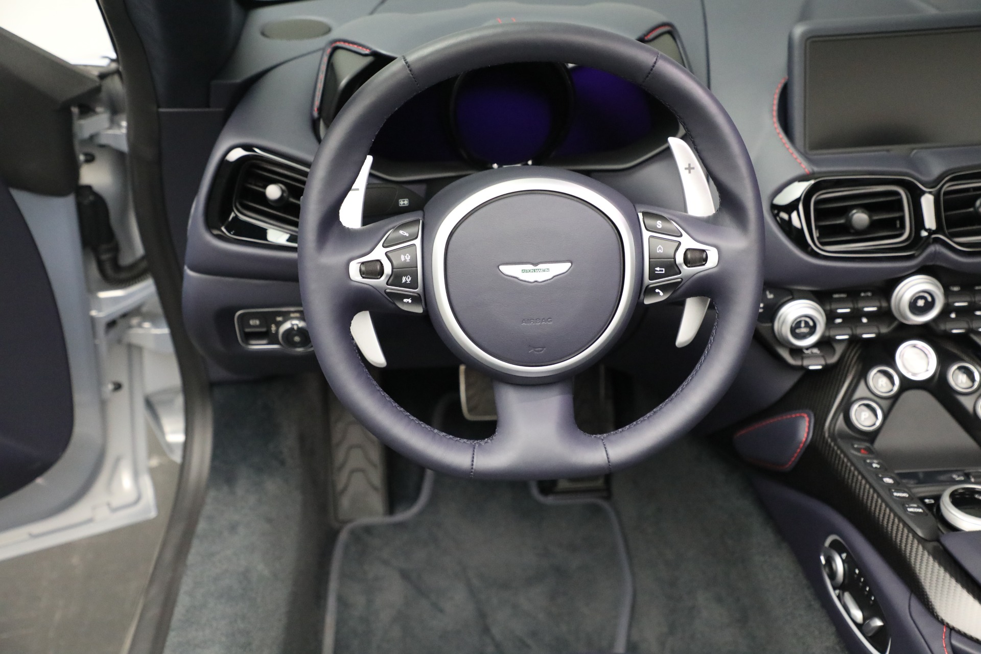 New 2023 Aston Martin Vantage | St. Petersburg, FL