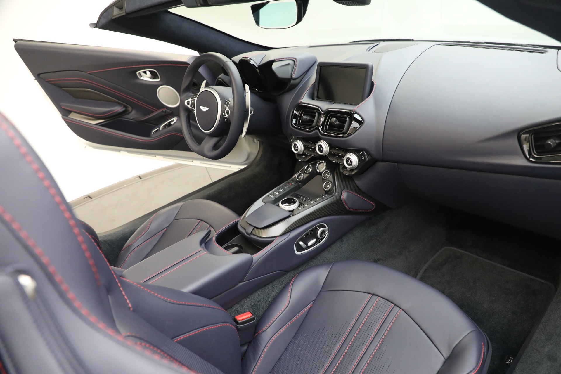 New 2023 Aston Martin Vantage | St. Petersburg, FL
