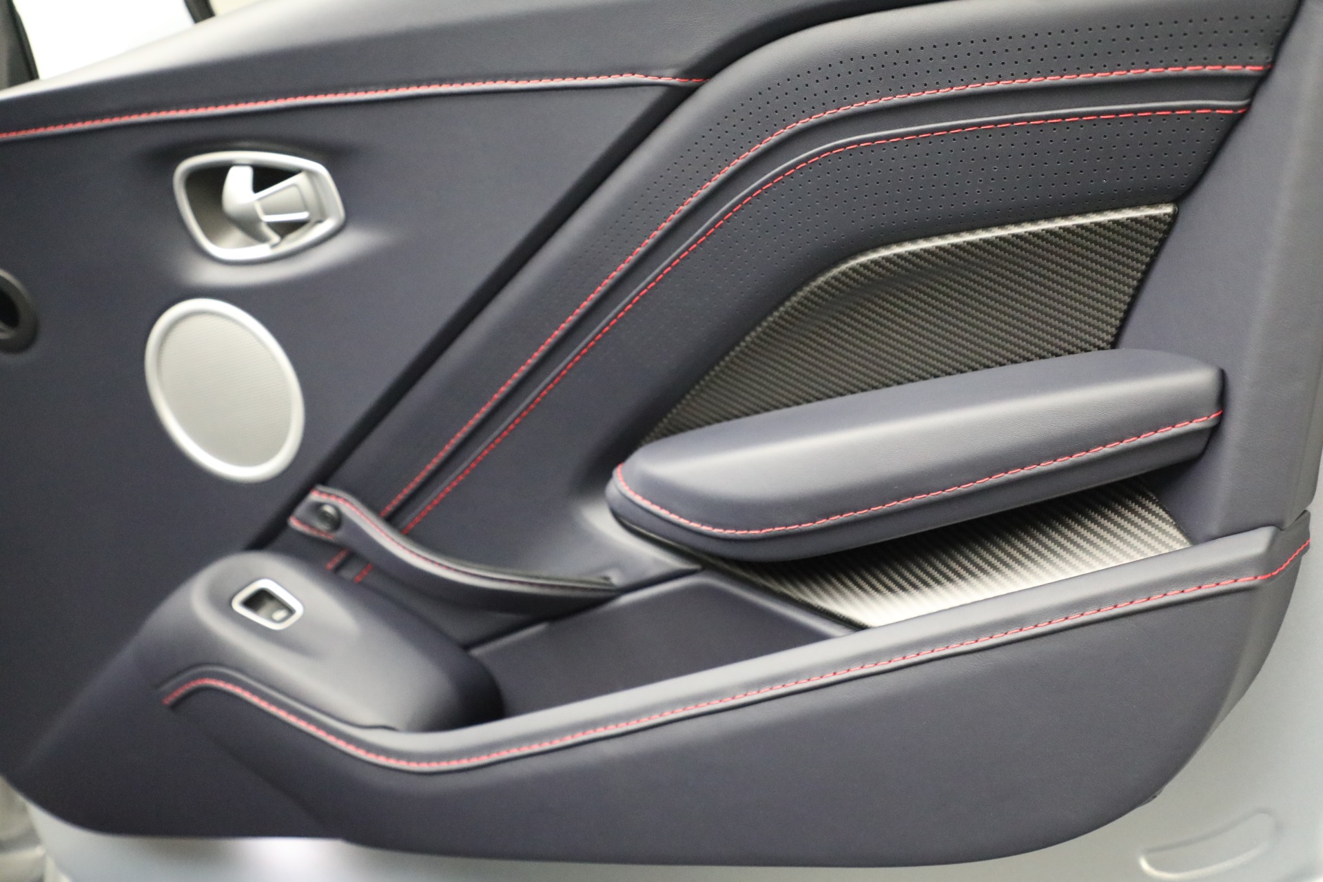 New 2023 Aston Martin Vantage | St. Petersburg, FL