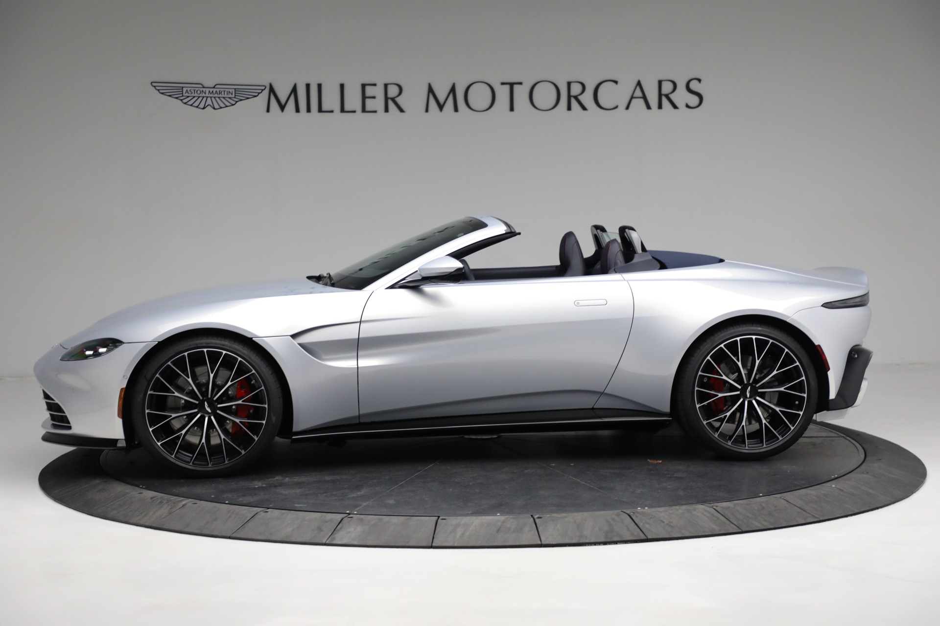 New 2023 Aston Martin Vantage | St. Petersburg, FL