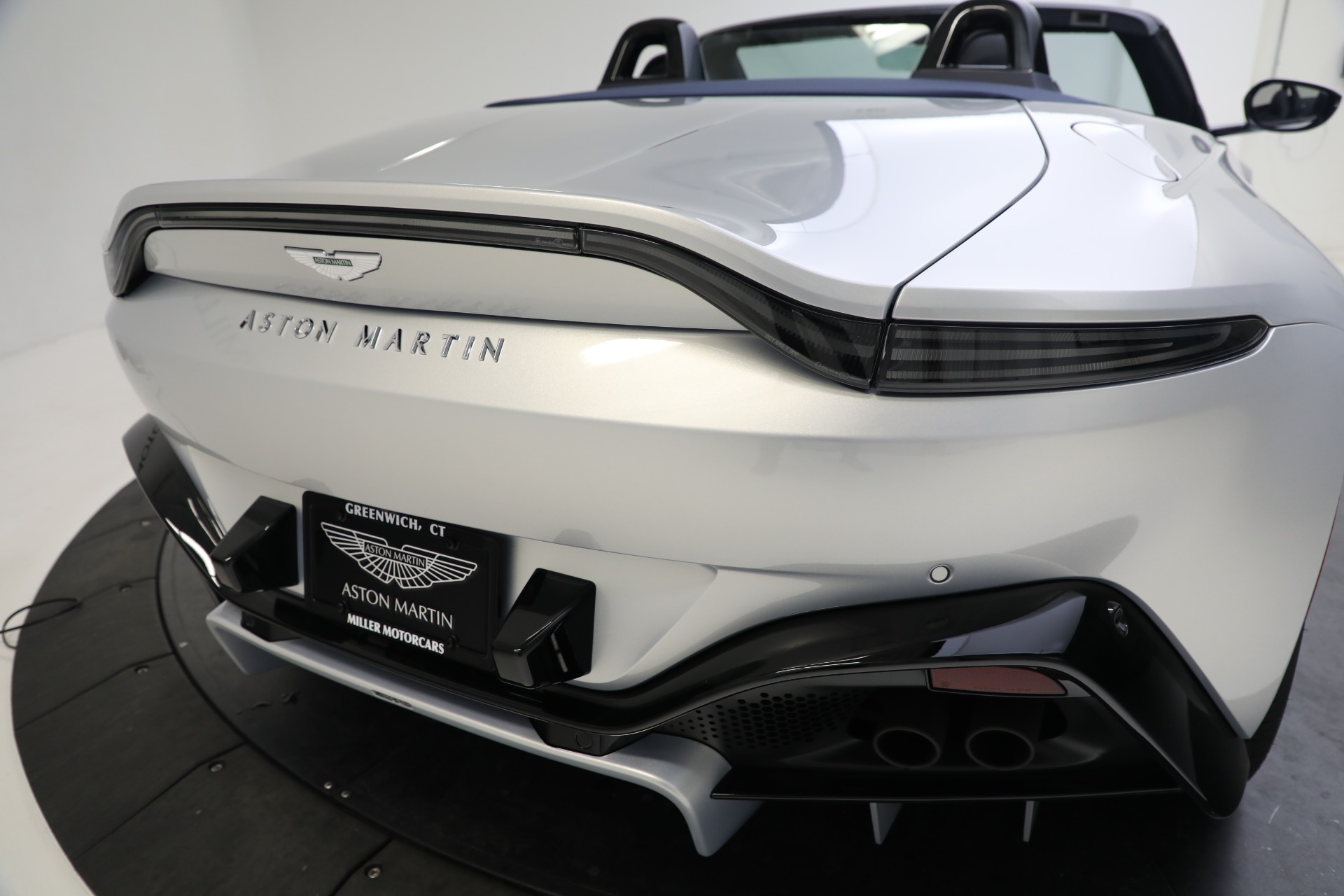 New 2023 Aston Martin Vantage | St. Petersburg, FL