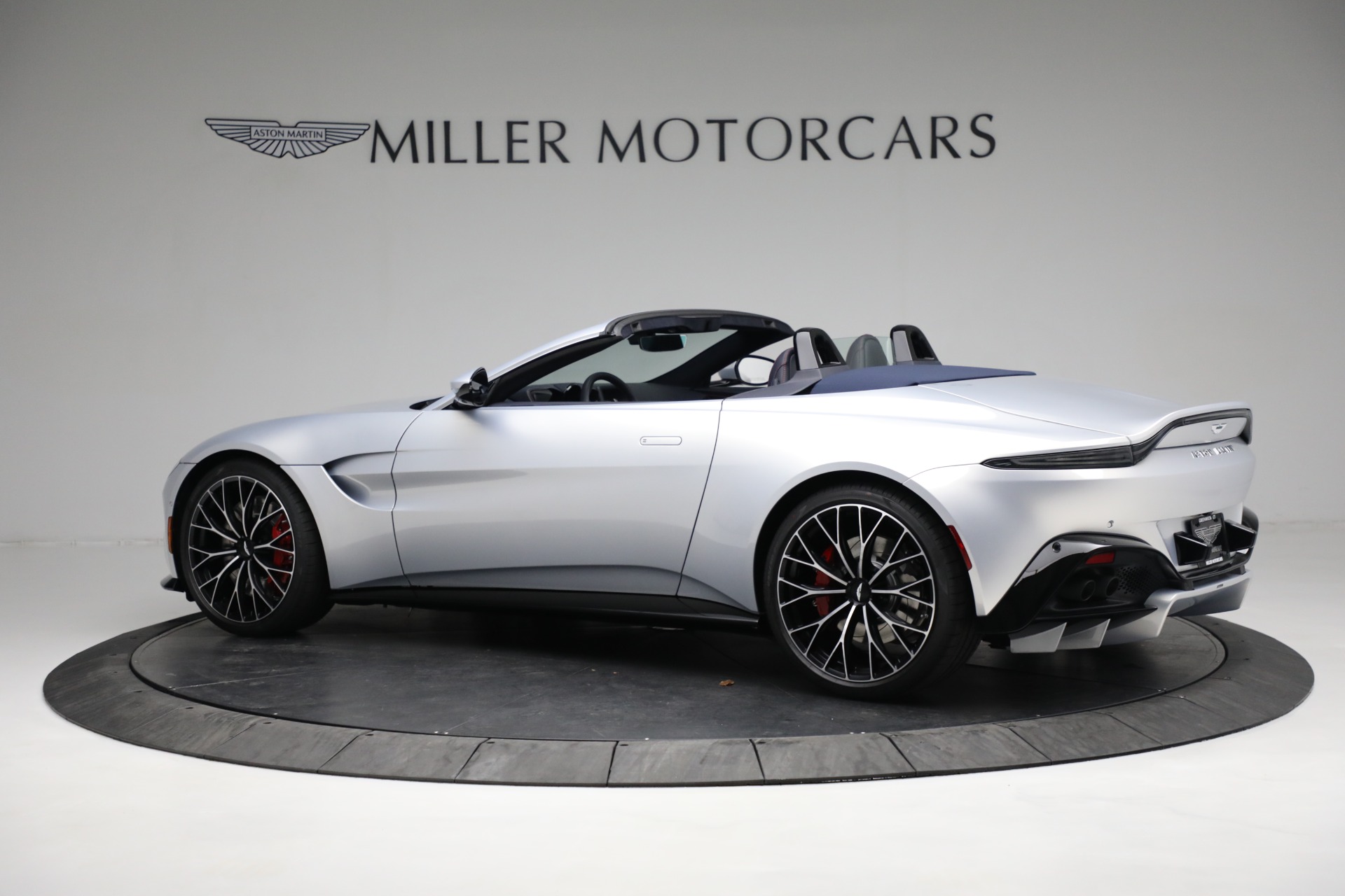 New 2023 Aston Martin Vantage | St. Petersburg, FL