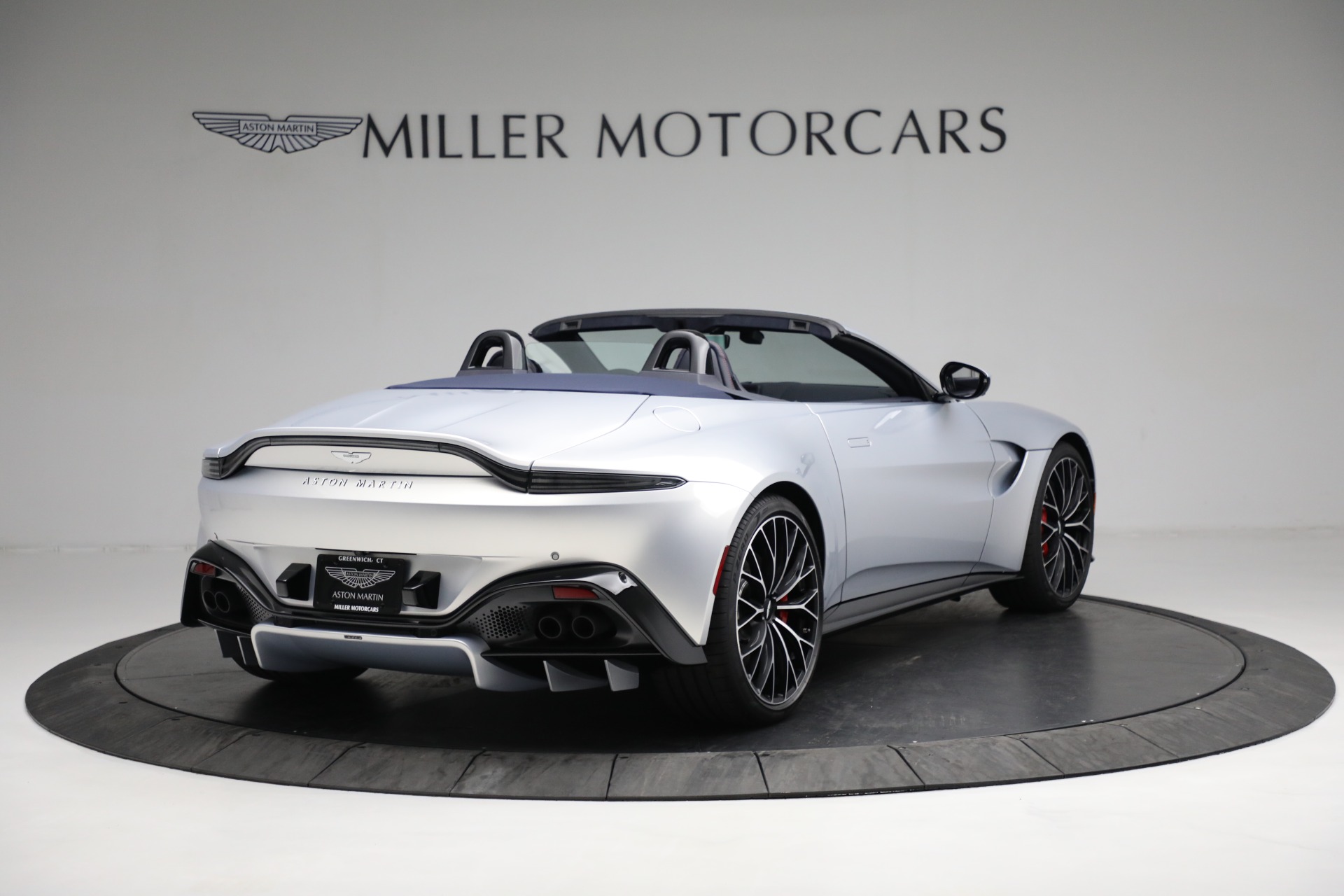 New 2023 Aston Martin Vantage | St. Petersburg, FL