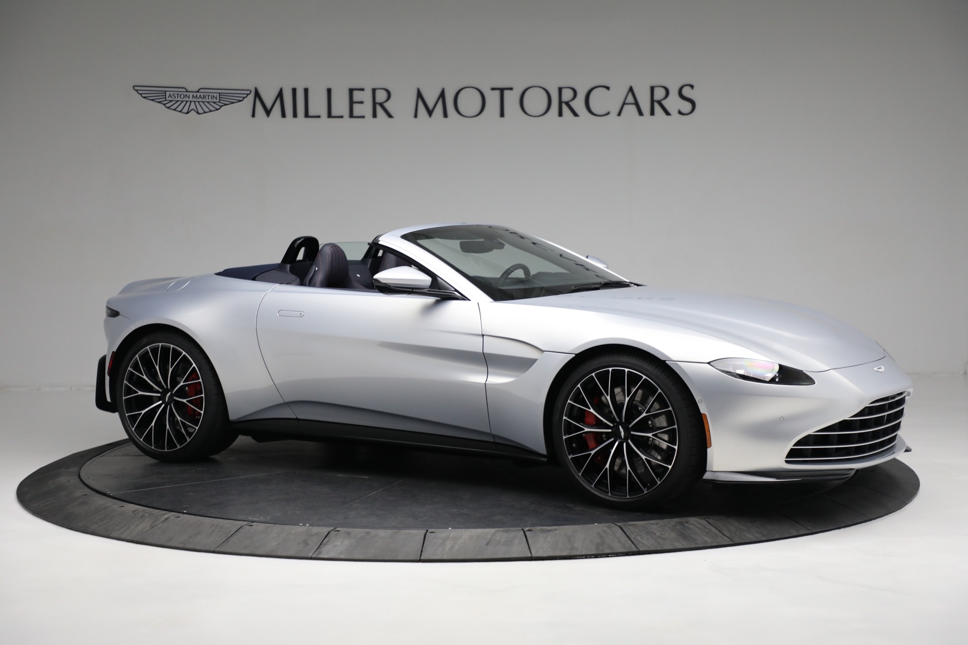 New 2023 Aston Martin Vantage | St. Petersburg, FL