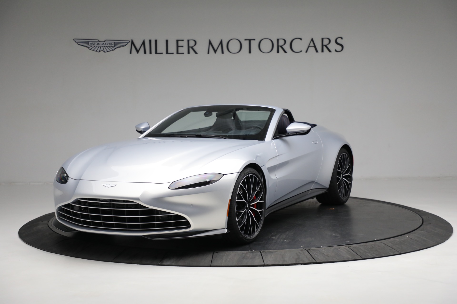 New 2023 Aston Martin Vantage | St. Petersburg, FL