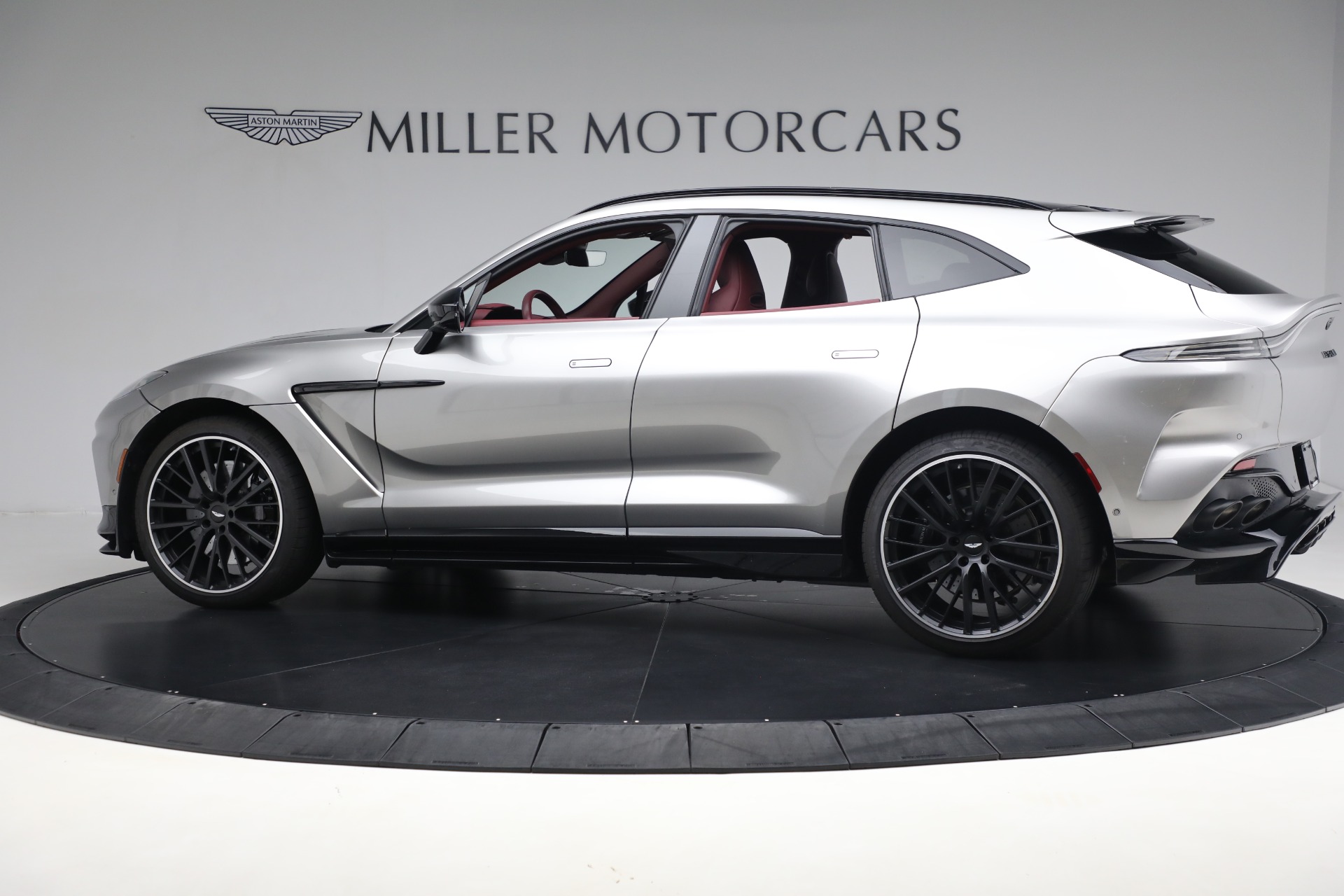 Used 2023 Aston Martin DBX 707 | St. Petersburg, FL