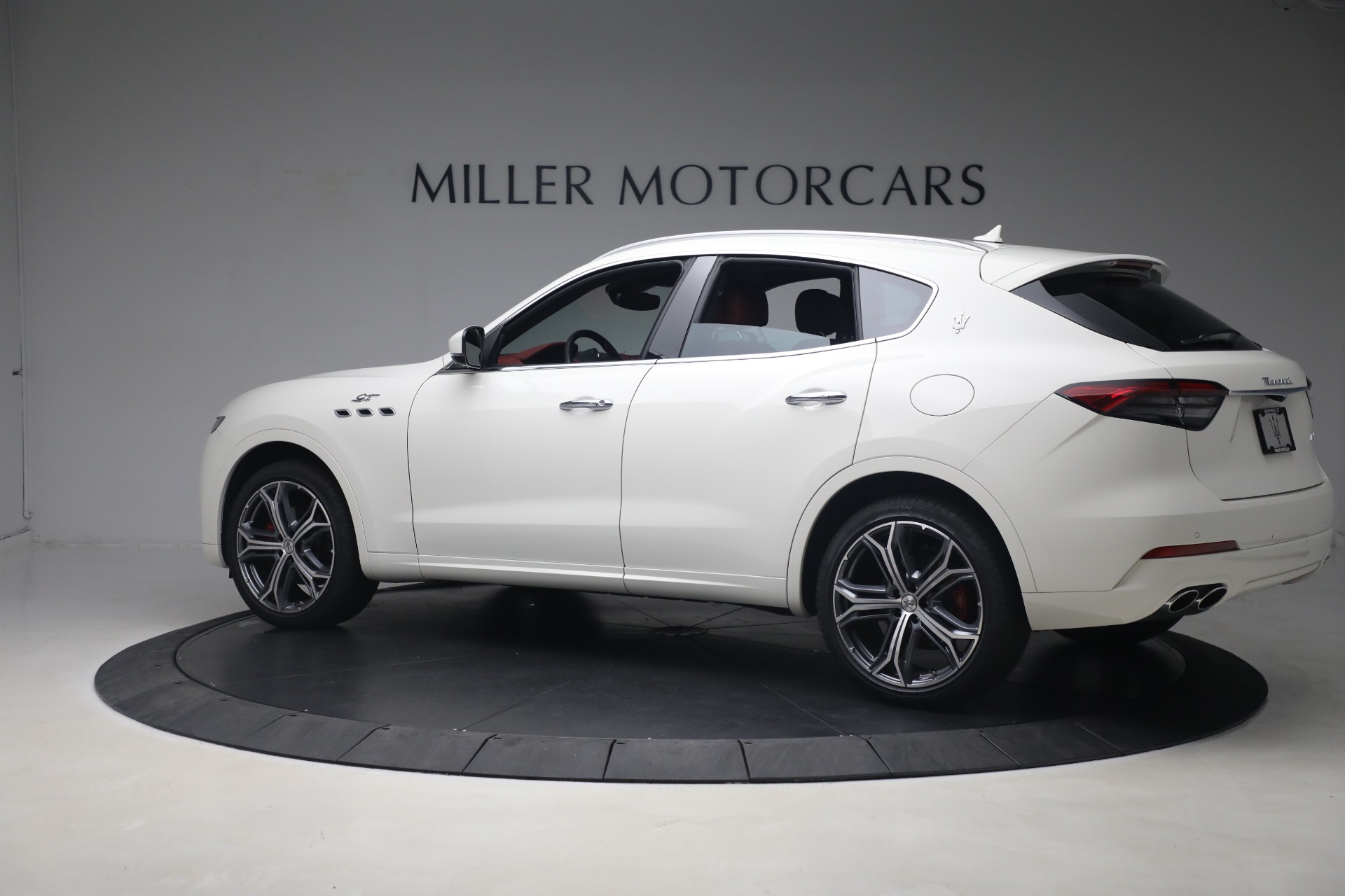 New 2023 Maserati Levante GT | St. Petersburg, FL