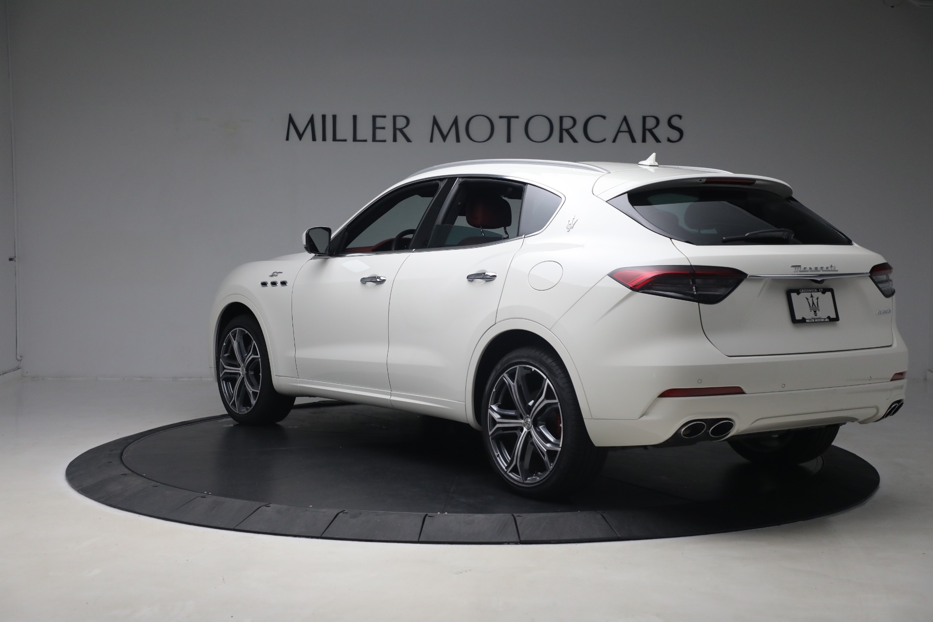 New 2023 Maserati Levante GT | St. Petersburg, FL