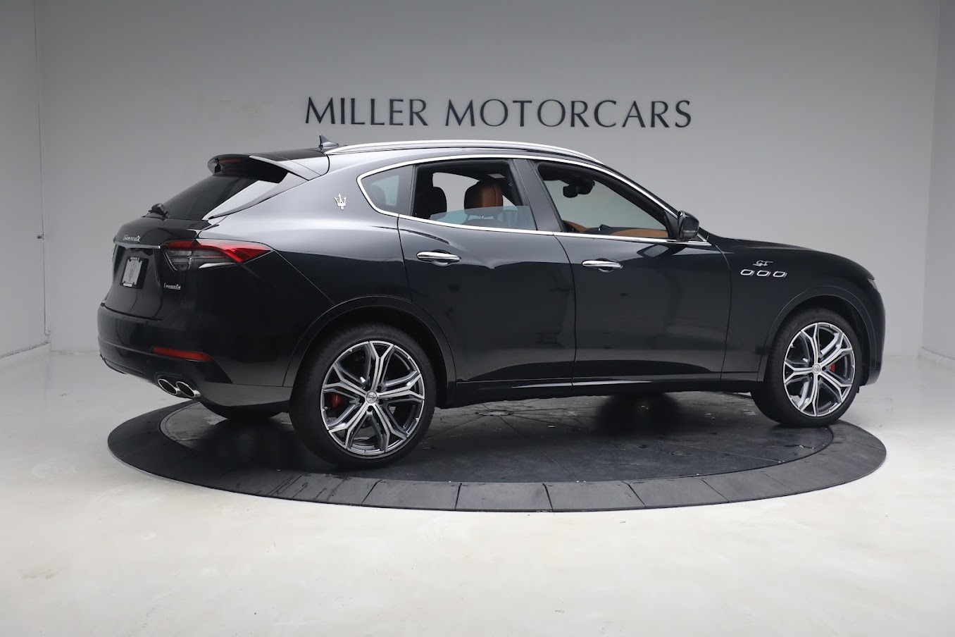 New 2023 Maserati Levante GT | St. Petersburg, FL
