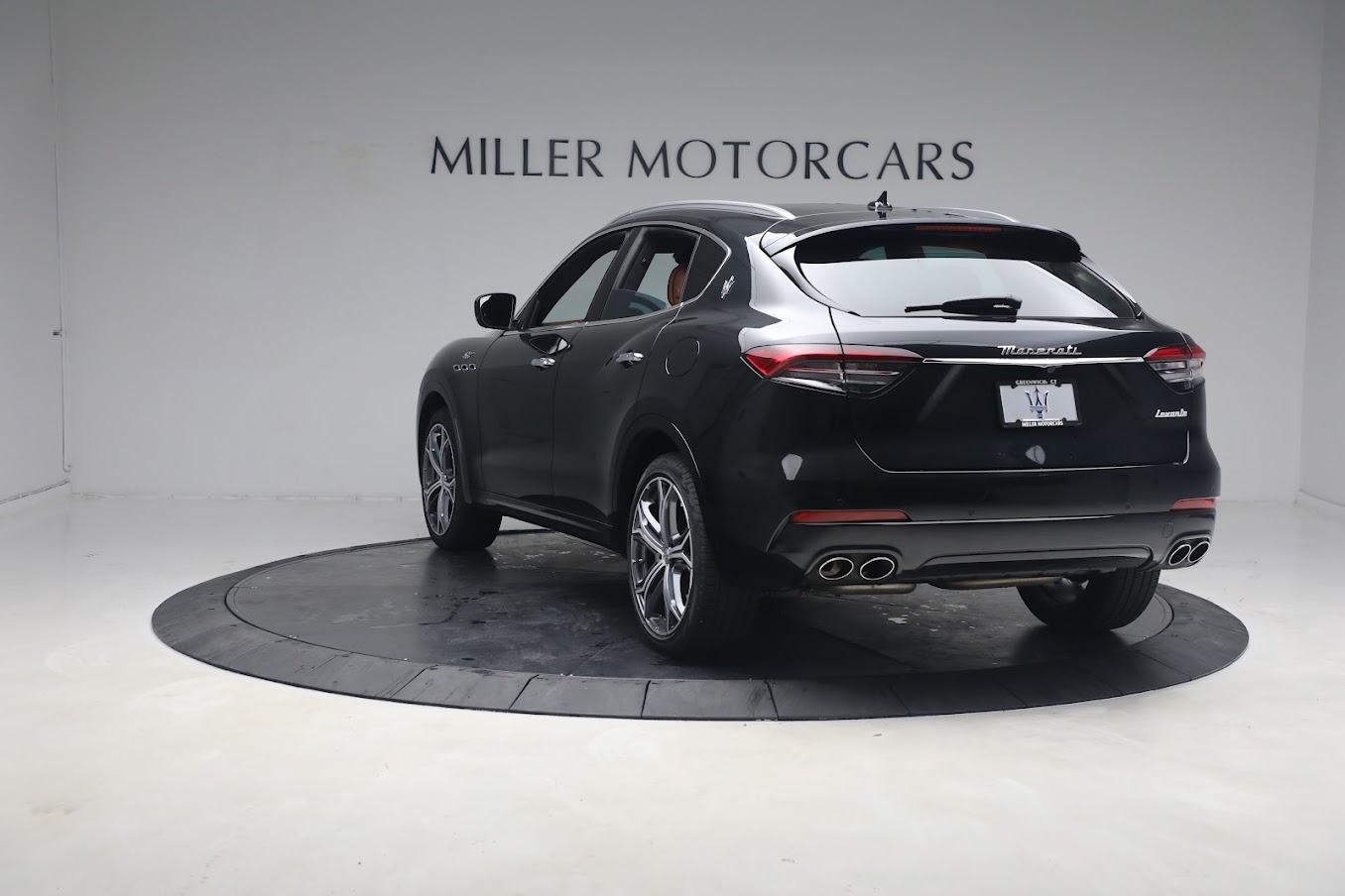 New 2023 Maserati Levante GT | St. Petersburg, FL