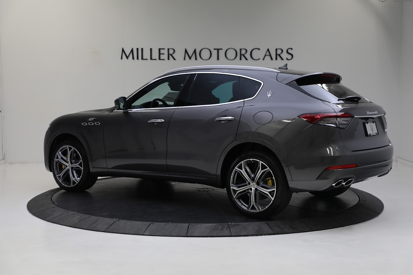New 2023 Maserati Levante GT | St. Petersburg, FL