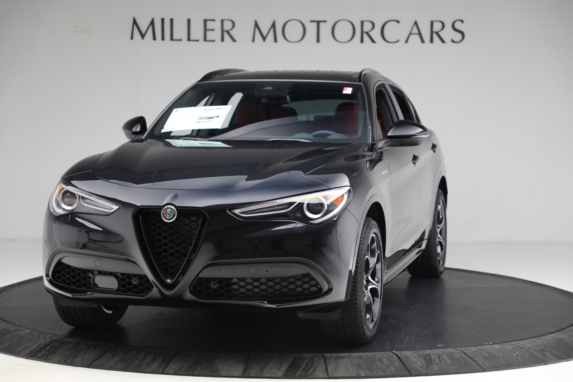 New 2022 Alfa Romeo Stelvio Veloce | St. Petersburg, FL