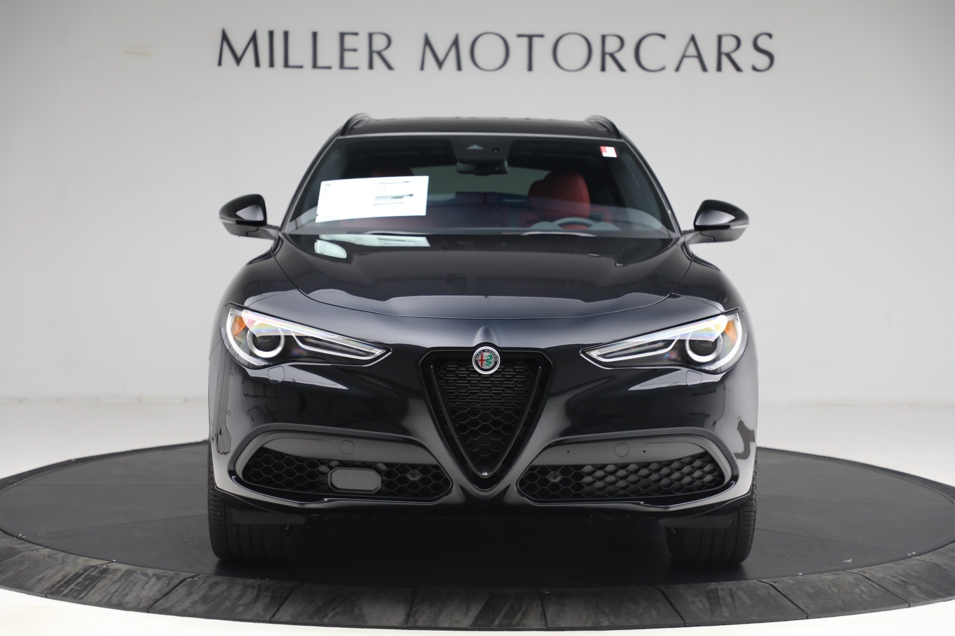 New 2022 Alfa Romeo Stelvio Veloce | St. Petersburg, FL