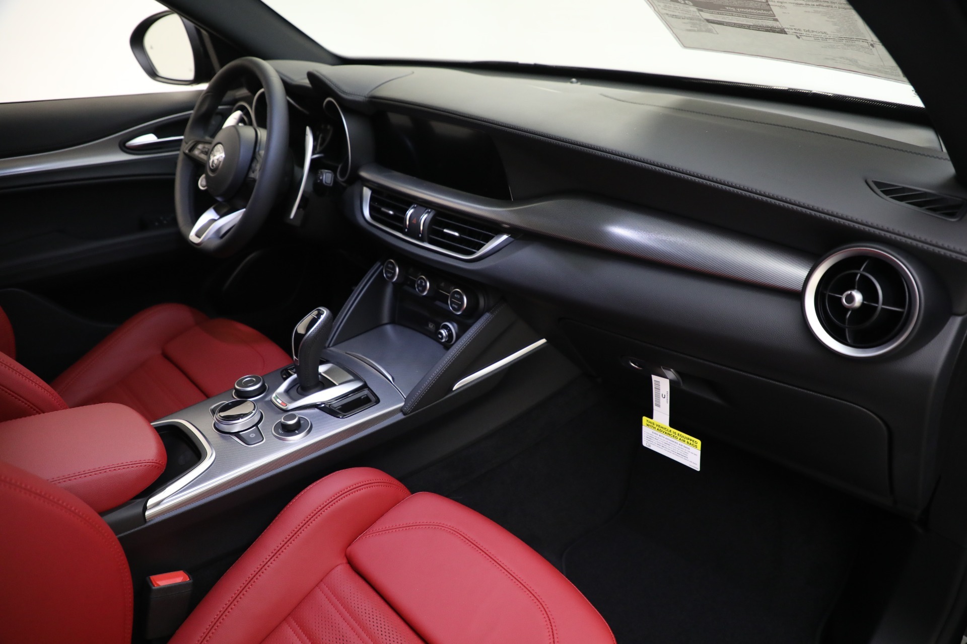 New 2022 Alfa Romeo Stelvio Veloce | St. Petersburg, FL