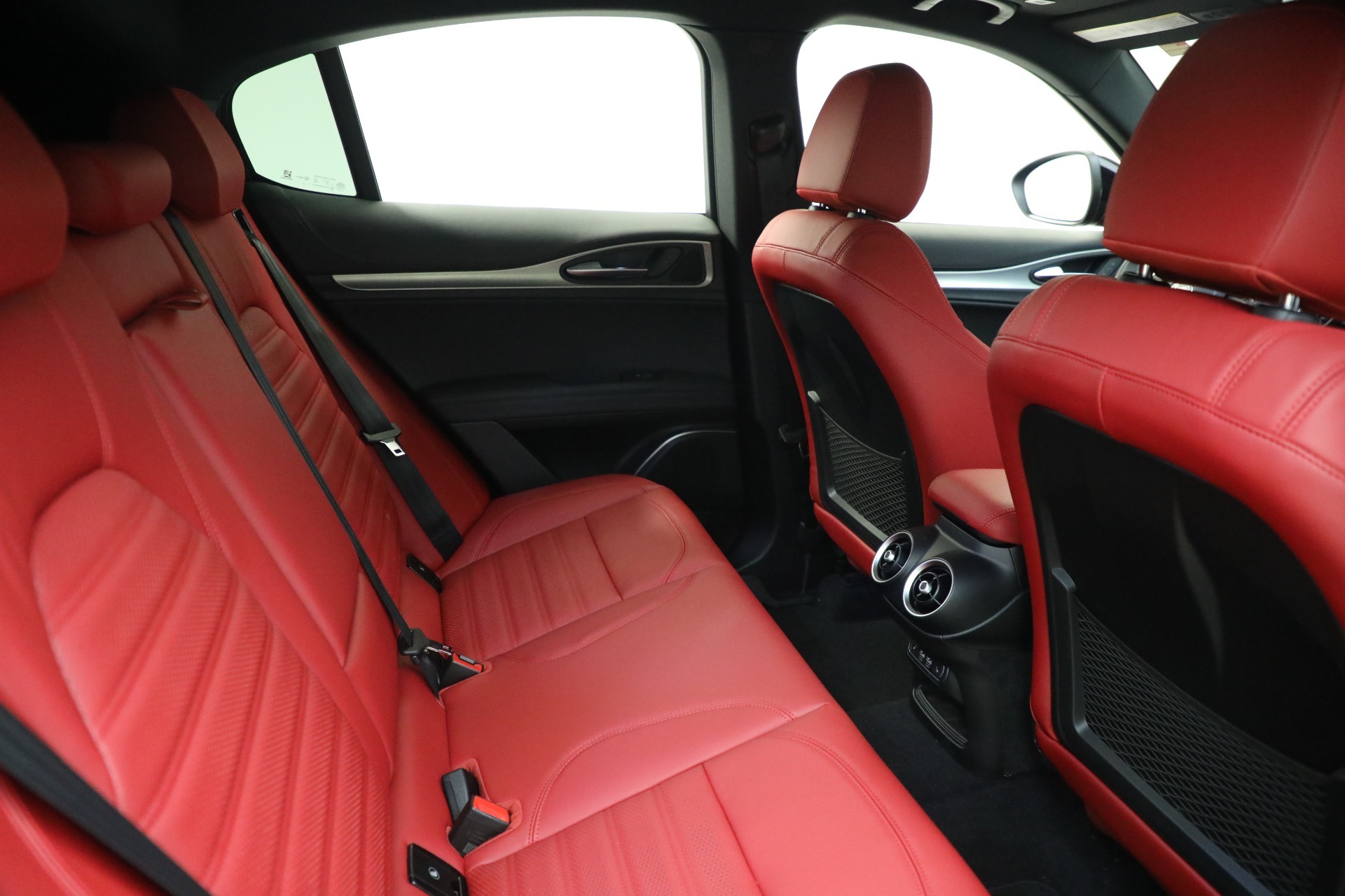 New 2022 Alfa Romeo Stelvio Veloce | St. Petersburg, FL