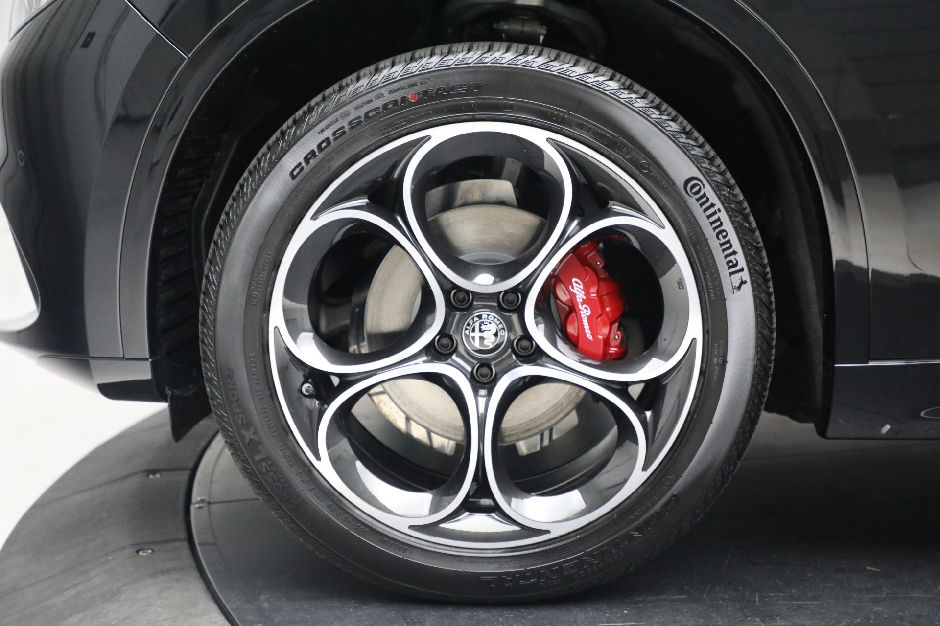 New 2022 Alfa Romeo Stelvio Veloce | St. Petersburg, FL