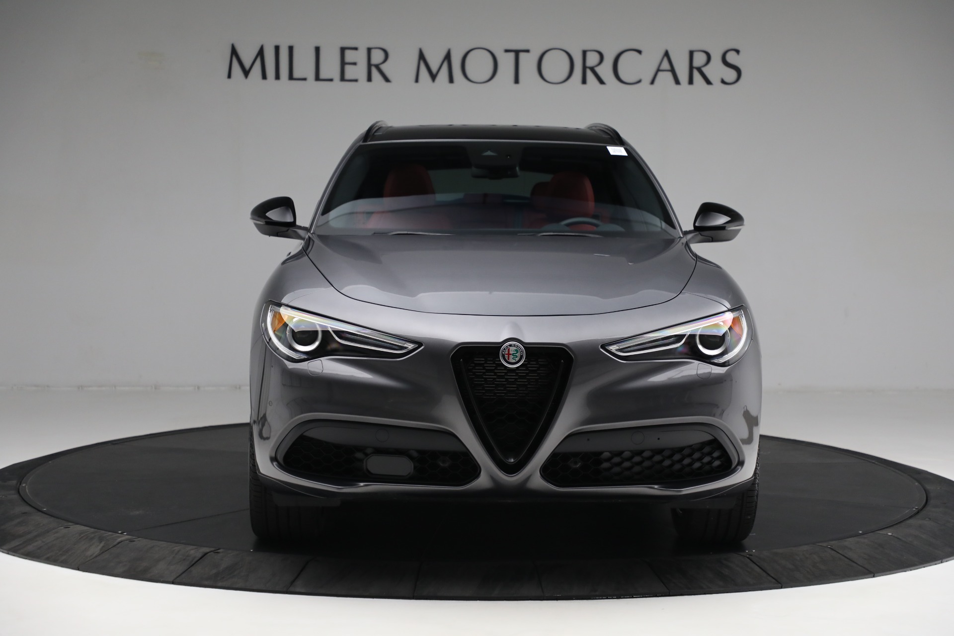 New 2022 Alfa Romeo Stelvio Veloce | St. Petersburg, FL